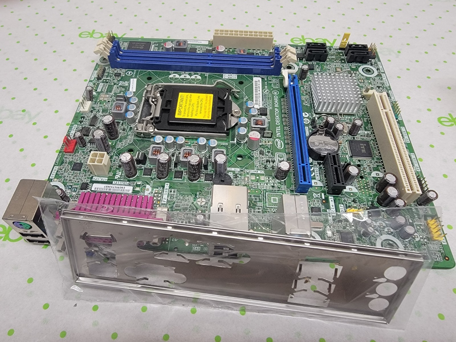 Intel DH61WW Desktop micro ATX Motherboard- G23116-203