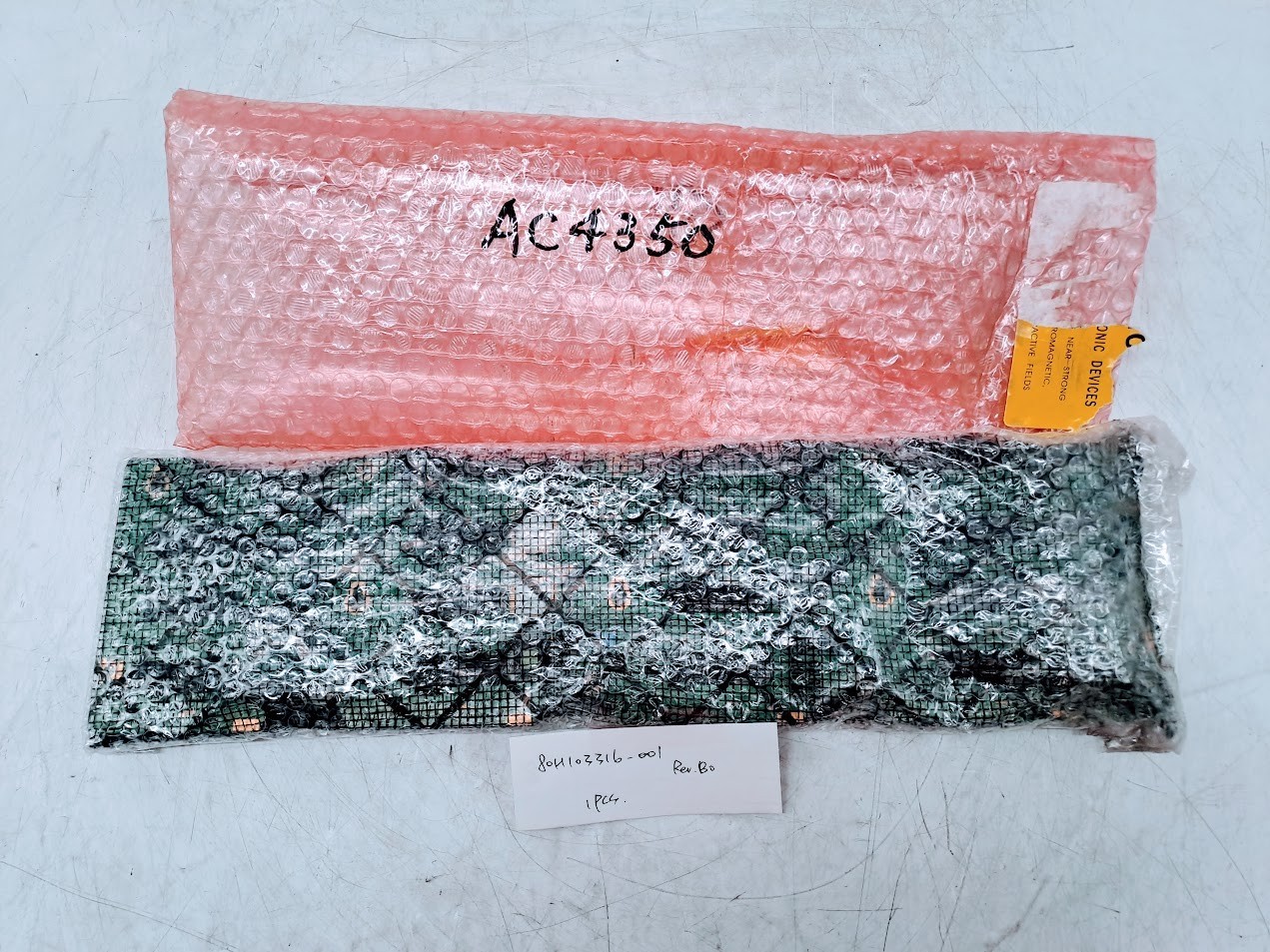 Chenbro 80H103316-001 3Gbps 16-Port 3U SAS HDD Hard Disk Backplane Board