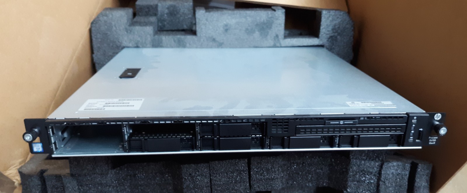 HPE Proliant DL120 G9 8-Bay SFF Server Chassis + MB 777426-B21