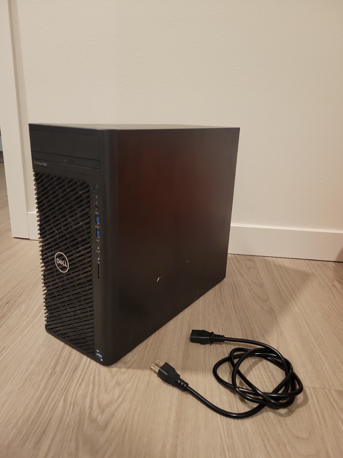 Dell Precision 3660 Tower Barebone Workstation No CPU/RAM/Storage Included