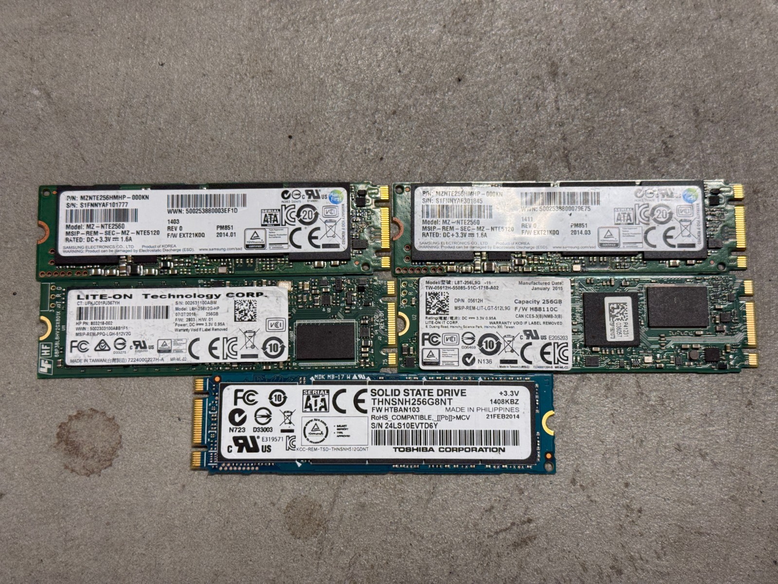 Lot of 5 Mixed 256GB M.2 SATA 2280 SSD Samsung Lite-On Toshiba 1.28TB SSD