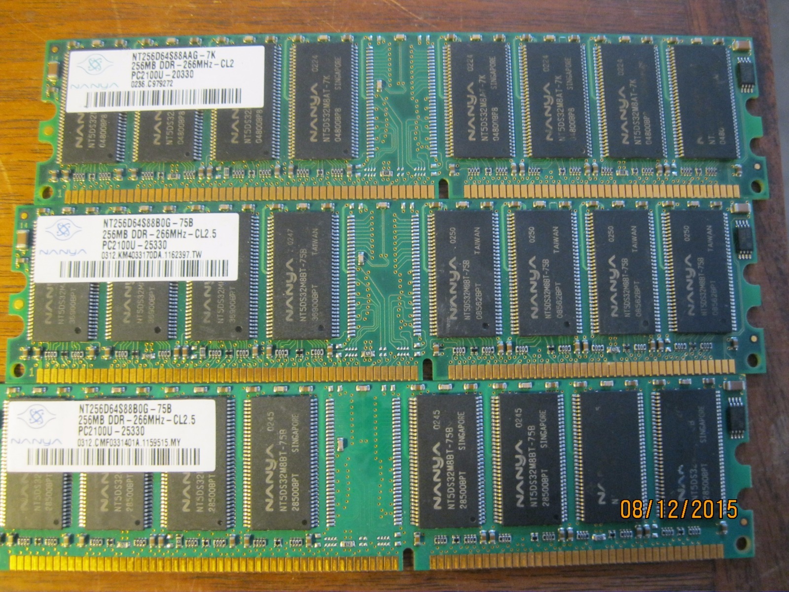 256MB NT256D64S88BOG-75B Nanya PC2100U DDR 266Mhz Non-ECC RAM Memory