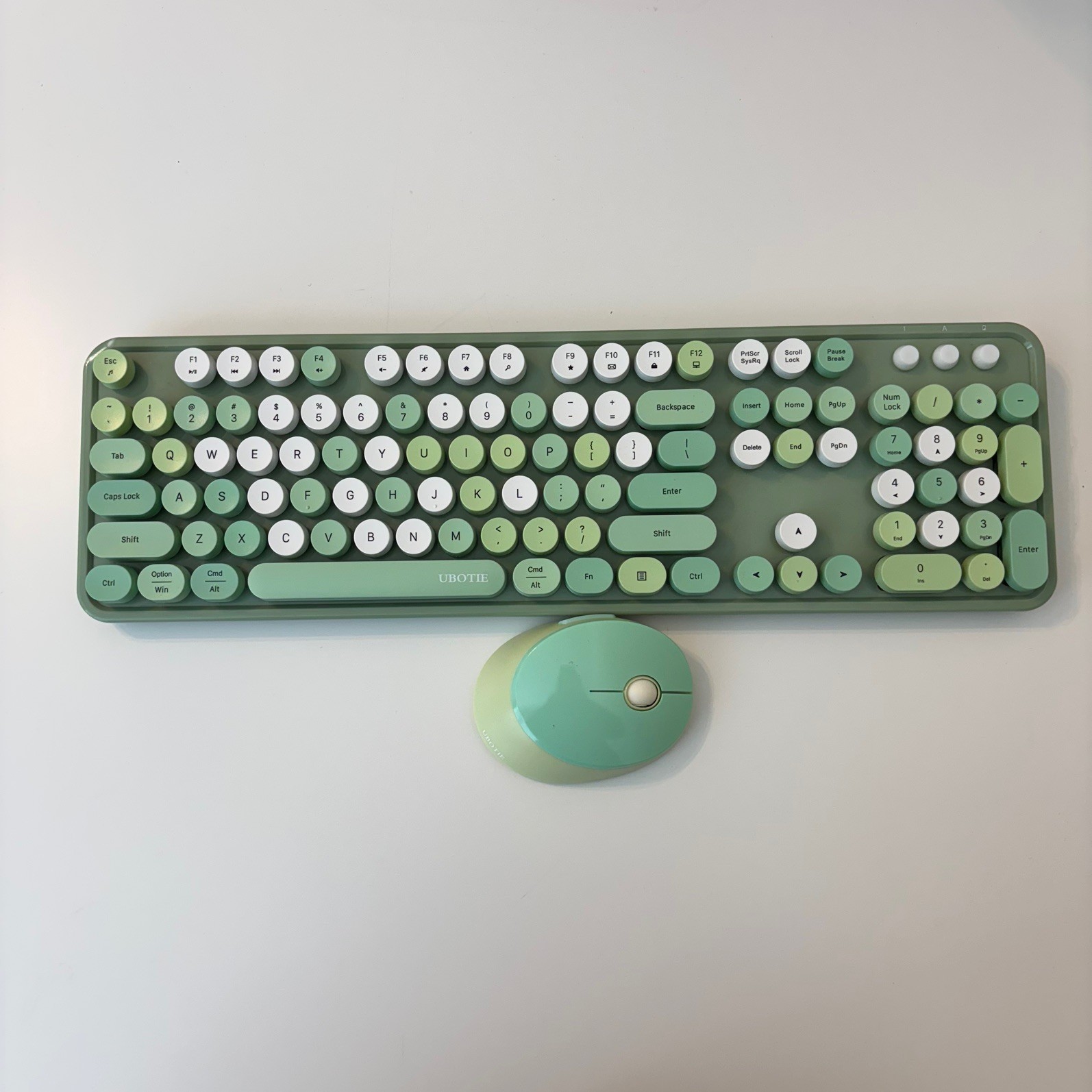 UBOTIE Sweet Wireless Keyboard And Mouse Set Green Retro Round Keycaps