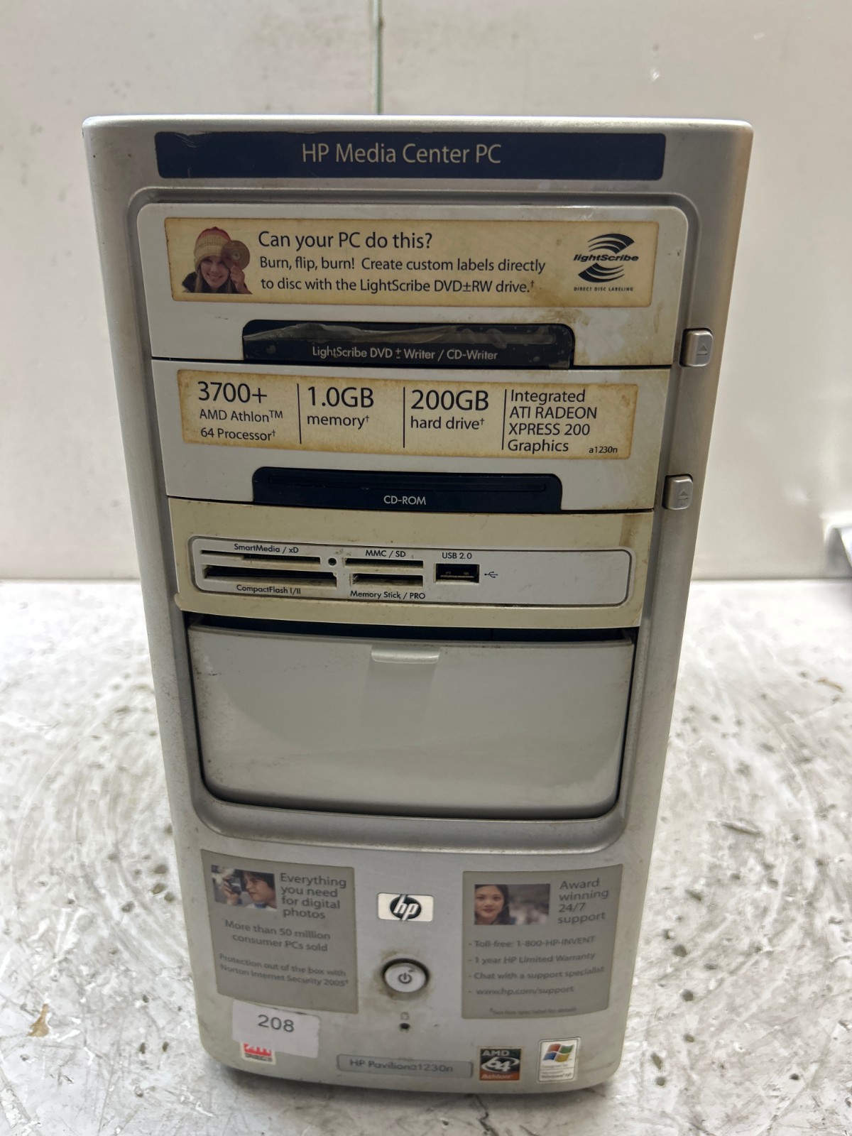 HP Pavilion a1230n AMD Athlon 64 3700+ 2200MHz 512MB NO HDD
