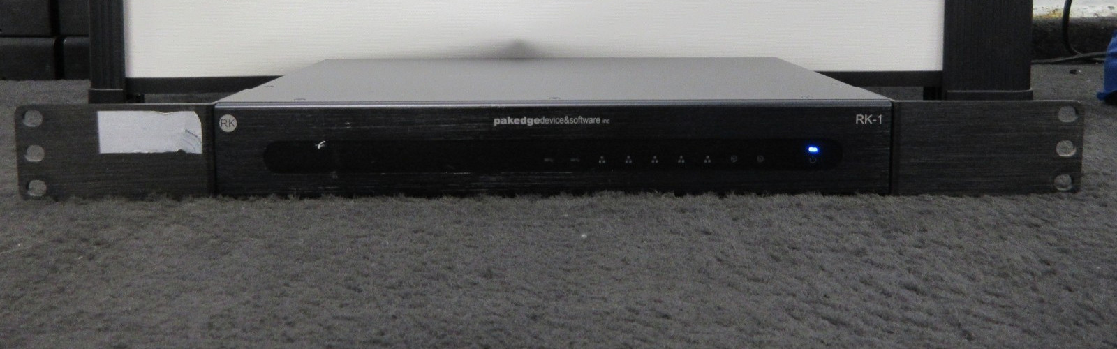 Pakedge RK-1  7 Port High Throughput Gigabit Router
