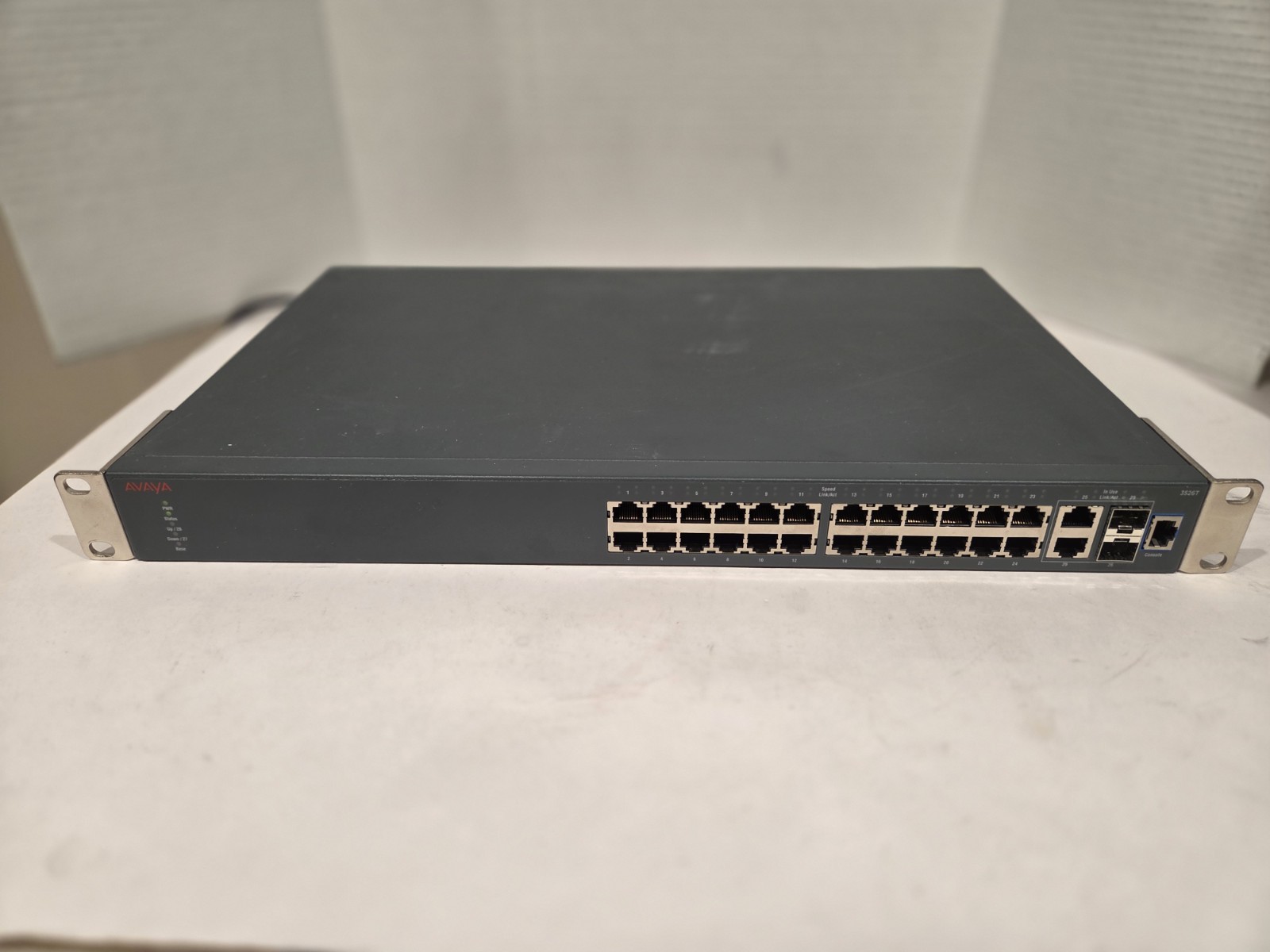 Avaya 3526T ERS3526T AL3500A01-E6 24-Port Gigabit Fully Managed Network Switch B