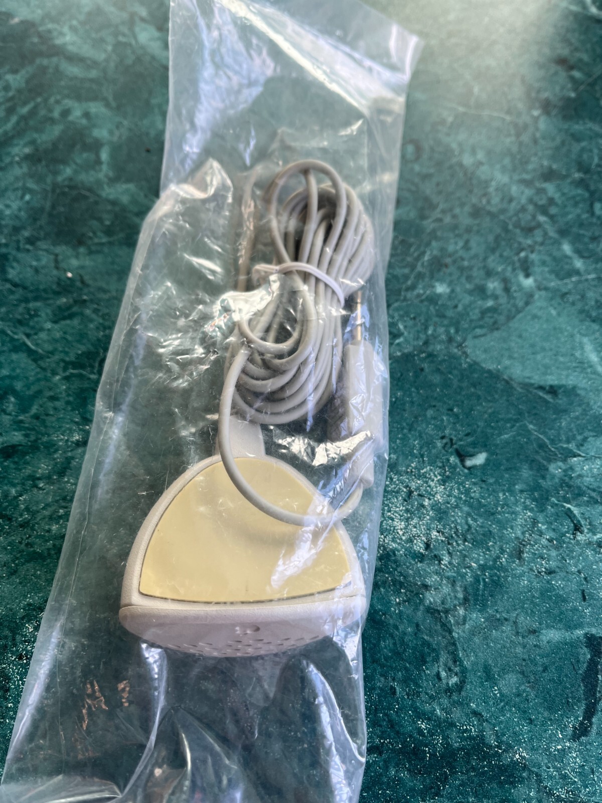NEW Genuine Original APPLE Macintosh MICROPHONE 590-0670 Wired Mic