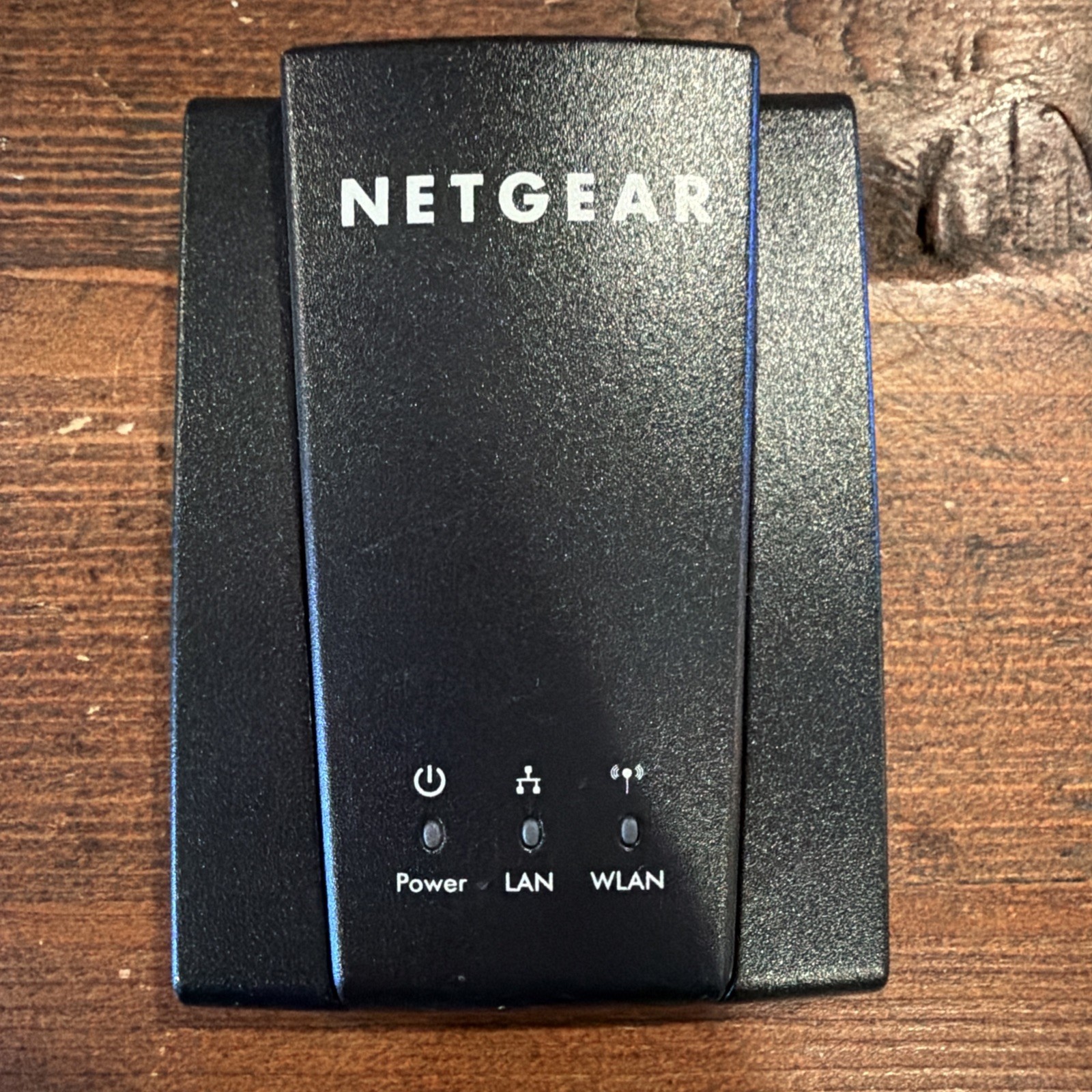 NETGEAR WNCE2001 Universal WiFi Internet Adapter Wireless-N Ethernet Bridge