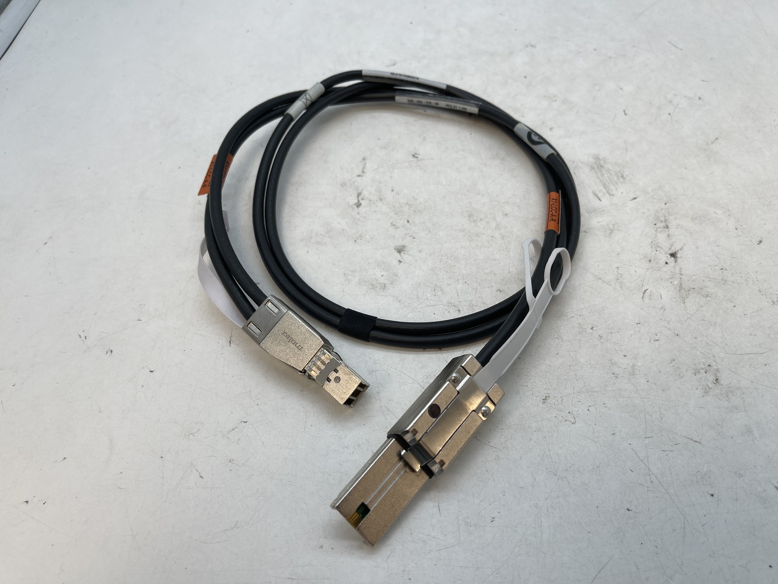 EMC / Molex 1.0-Meter Mini-SAS HD to Mini-SAS External Cable - 