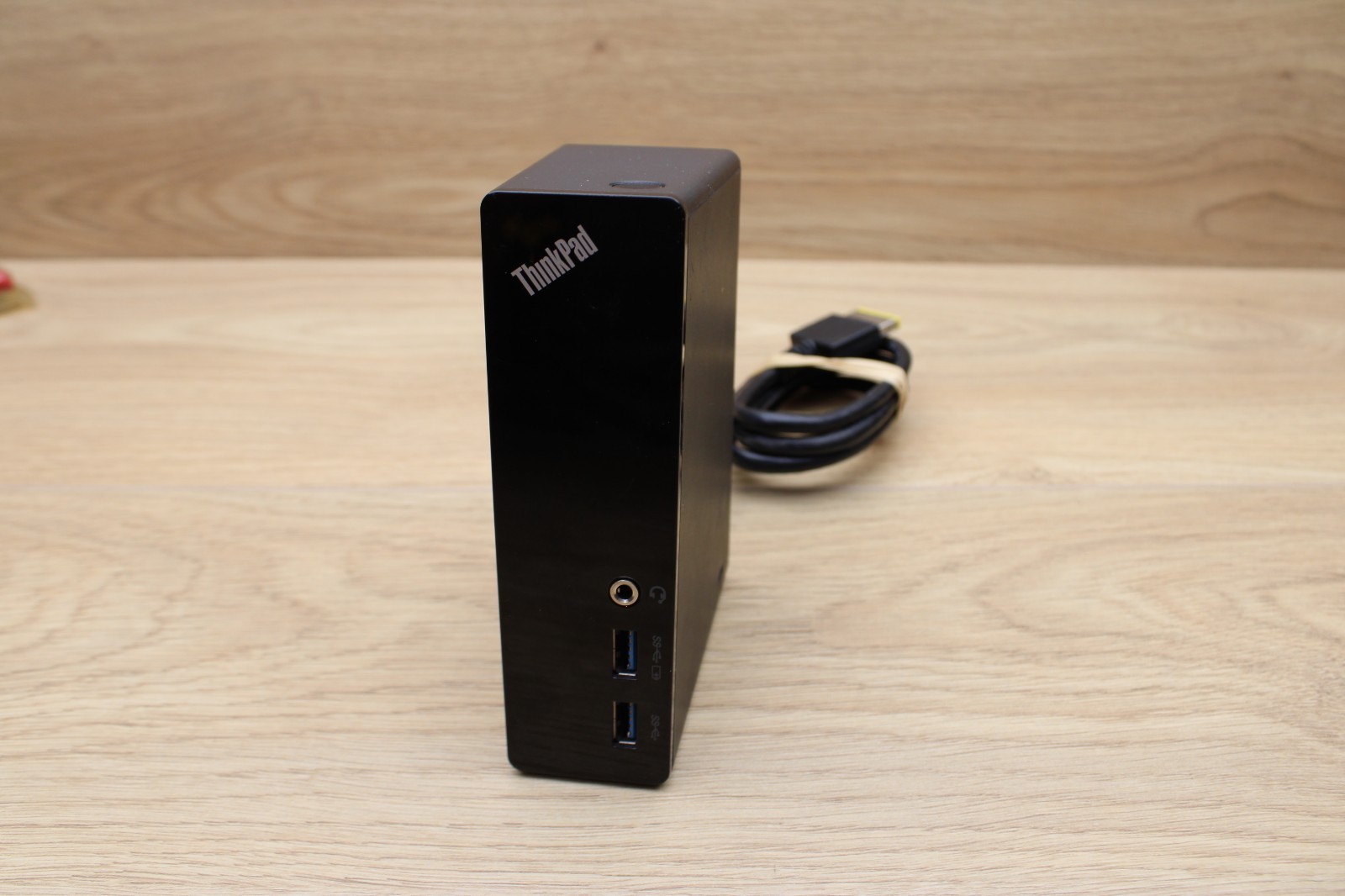 Lenovo ThinkPad OneLink Pro Laptop Docking Station DU9033S1 03X7011