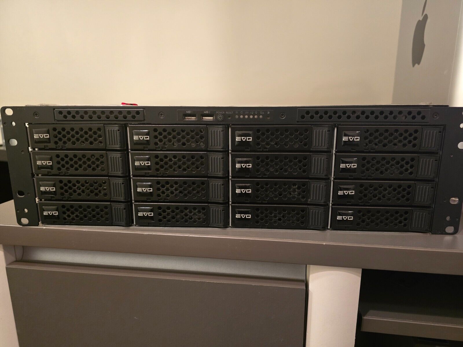 SNS 16 Bay EVO Shared Media Server Chassis -  59 TB drives included
