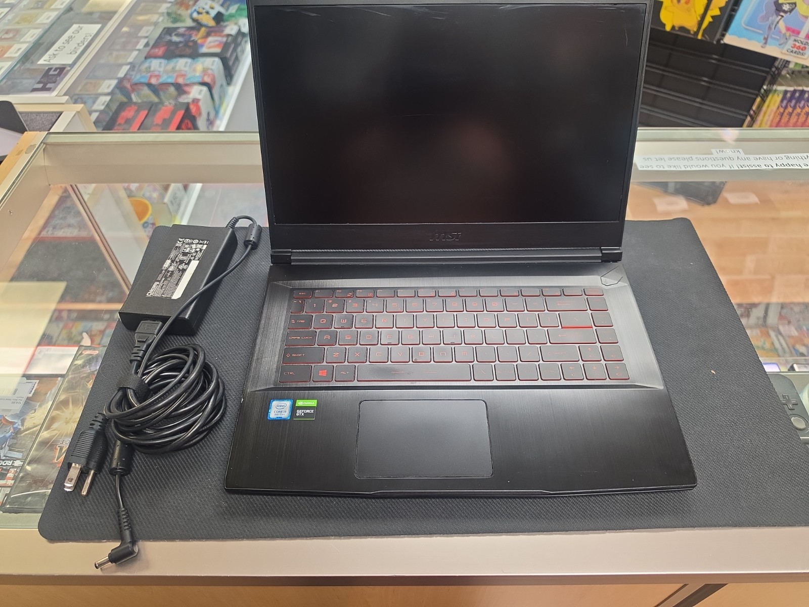 MSI GF63 Thin 9RCX-818US Gaming Laptop Intel i5 8GB 15.6" GTX 1650 - NO POWER