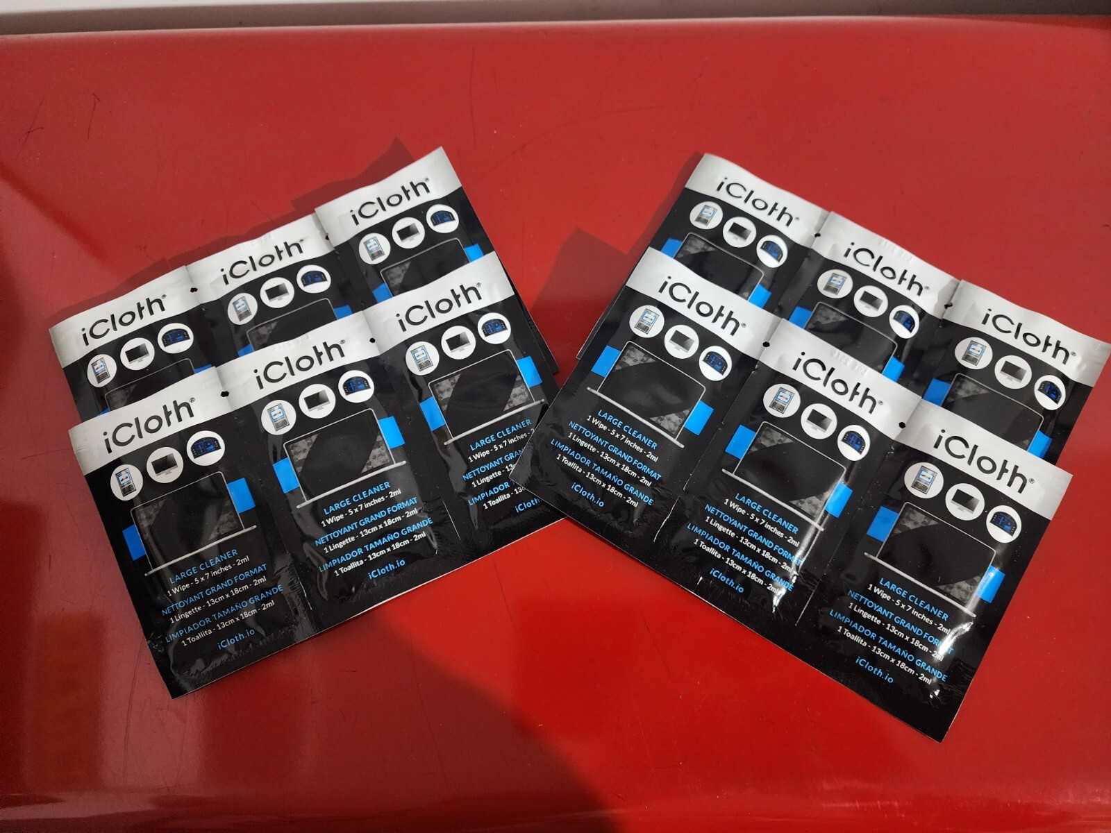 iCloth Screen Cleaning Wipes 12 Pack - 
