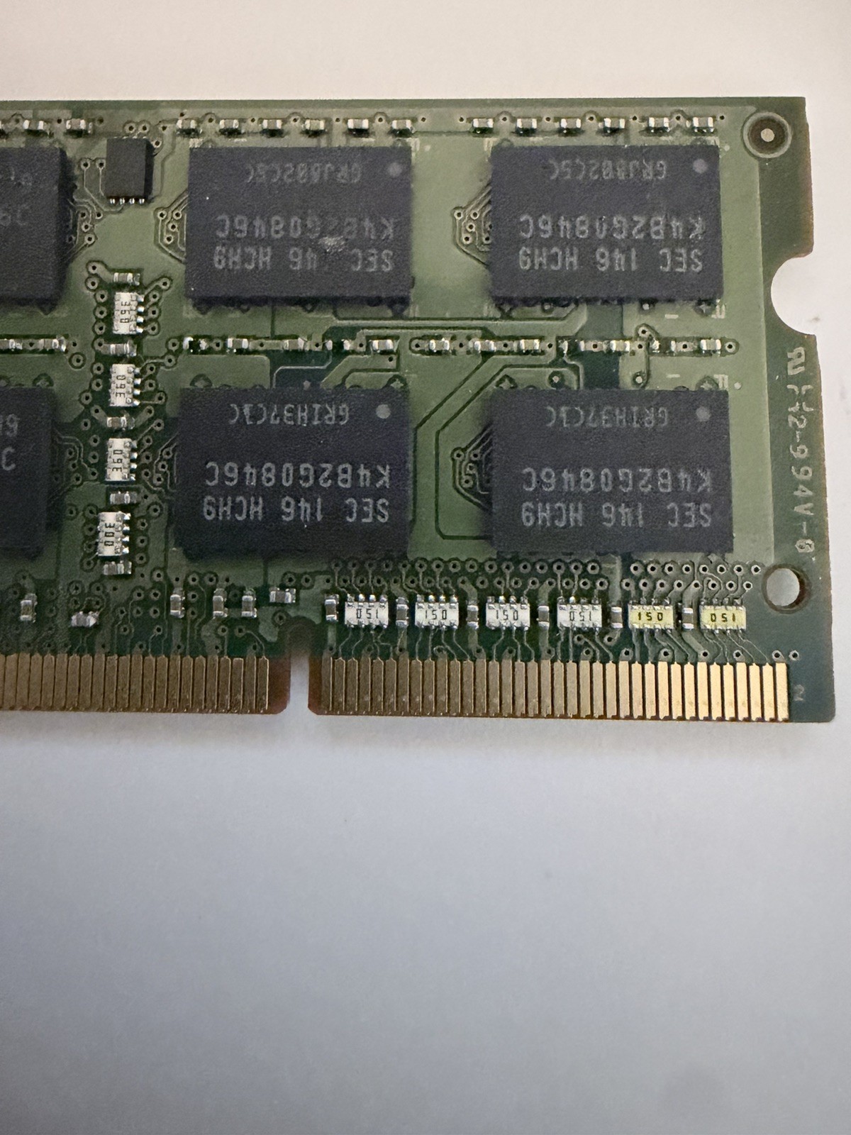 Samsung M471B5273CH0-CH9 DDR3 4GB SO DIMM 1333MHz 204 PIN CL9 RAM