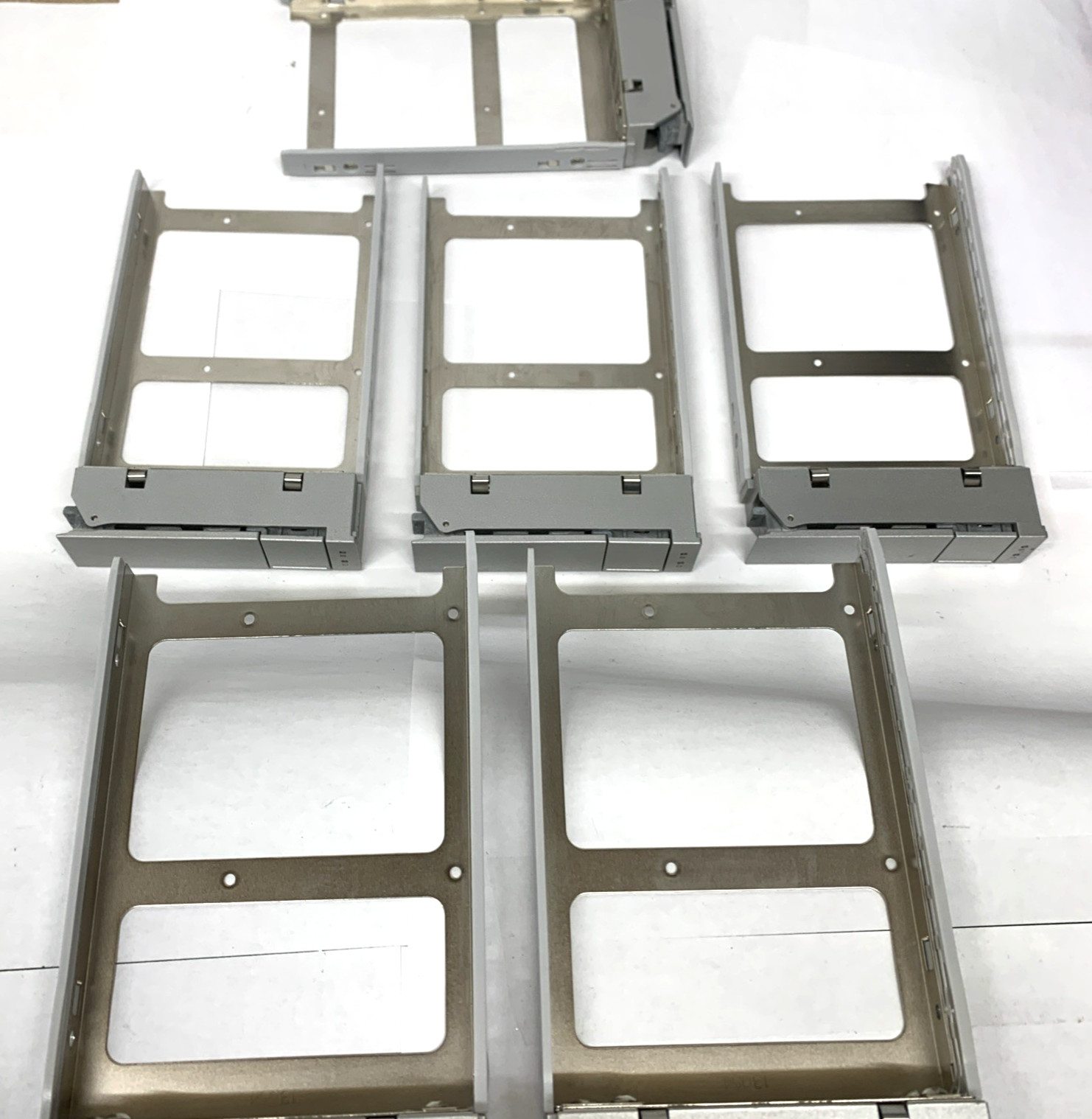 LOT of 6 x Promise Vtrak E630 E830 J630 J830 EX30 3.5" Drive Bracket Tray Caddy