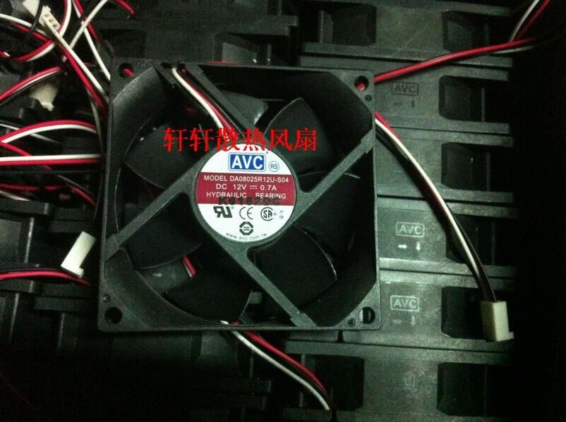 AVC 8CM 8025 12V 0.70A DA08025R12U-S04 Silent large airflow 3-wire fan