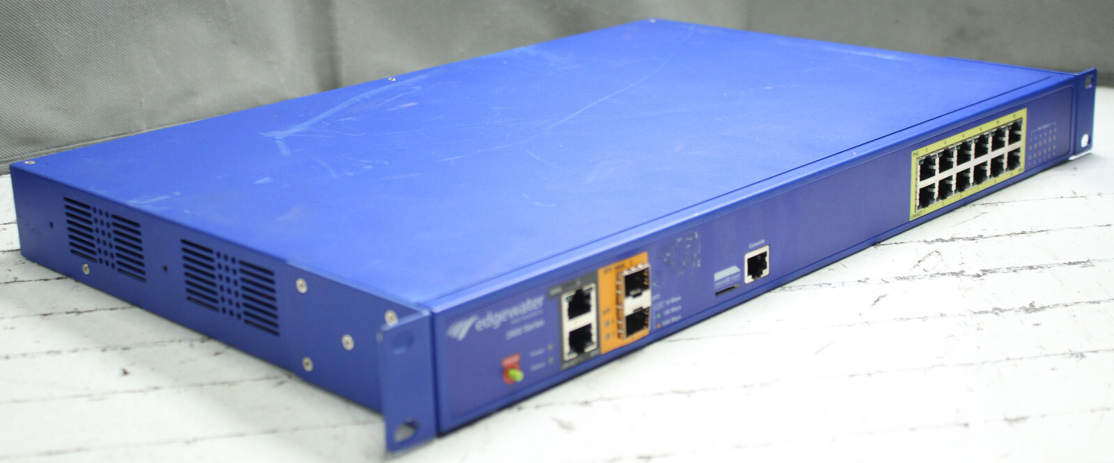 Edgewater Networks 2900ePoE Network Switch