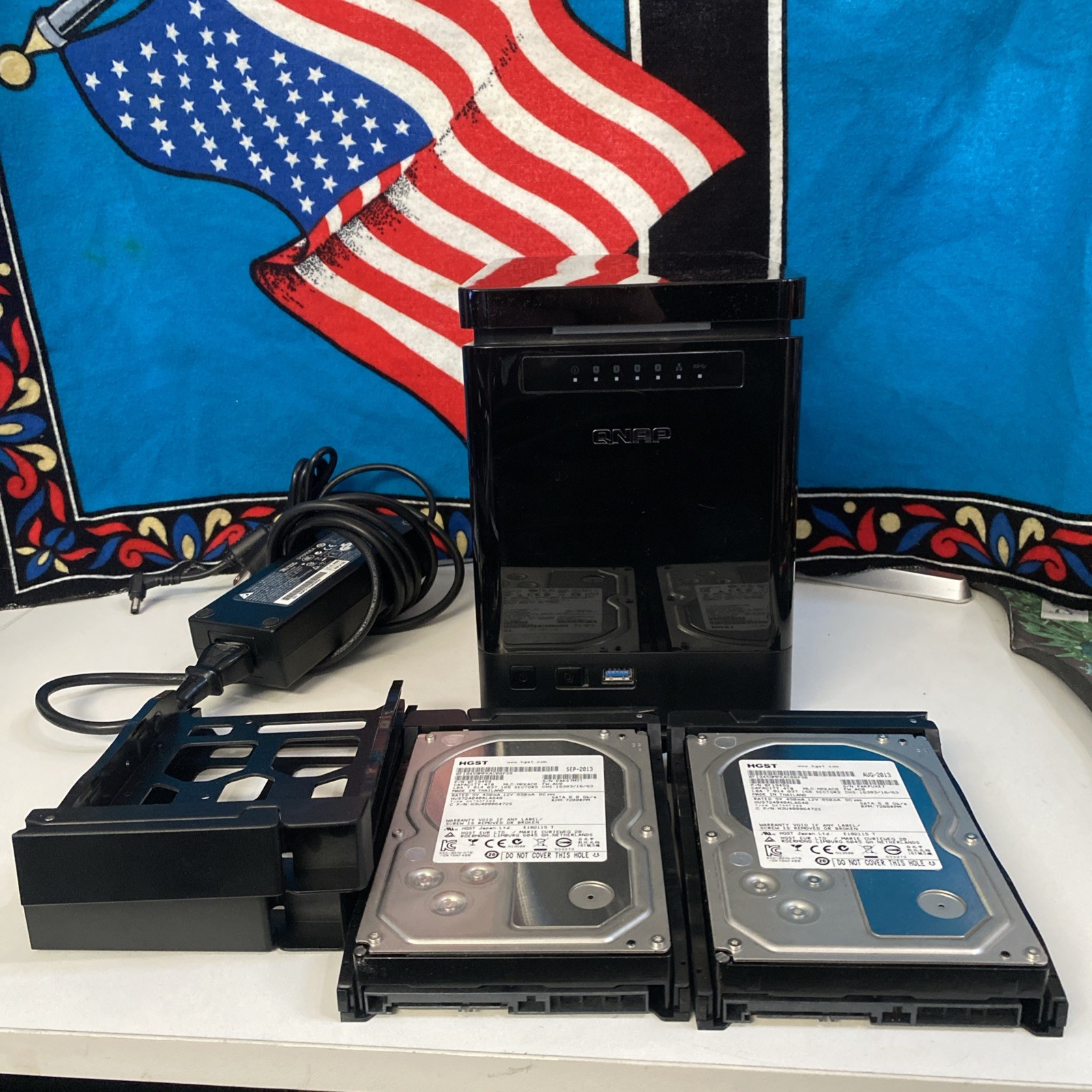 QNAP TS-453 Mini W 2 HGST 4TB  Hard Drives 2.5GbE NAS for professionals Reset
