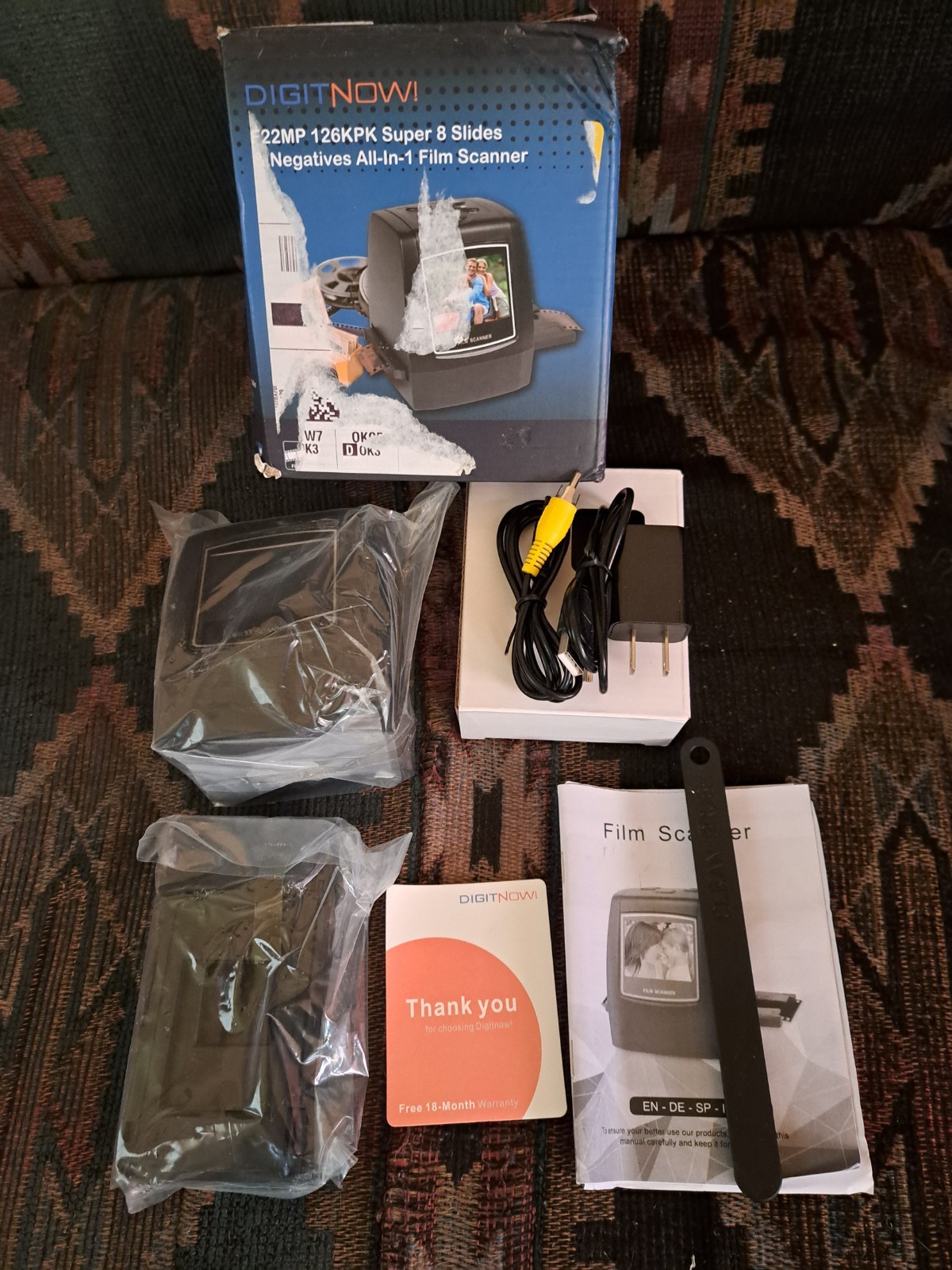 DIGIT NOW F22MP 126KPK Super 8 Slides & Negatives All-in-1 Film Scanner