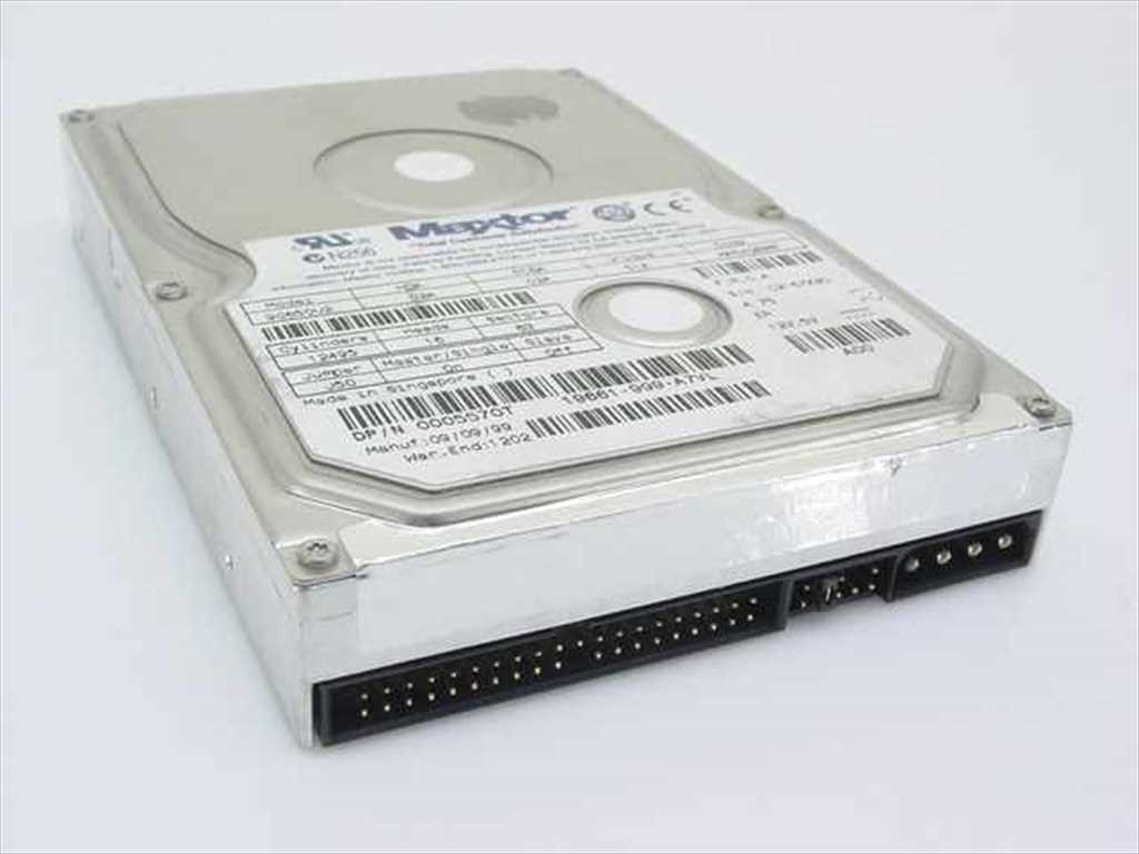 Maxtor 90650U2 6.5GB 3.5" IDE Hard Drive 5570T ATA Desktop HDD 12V 5V
