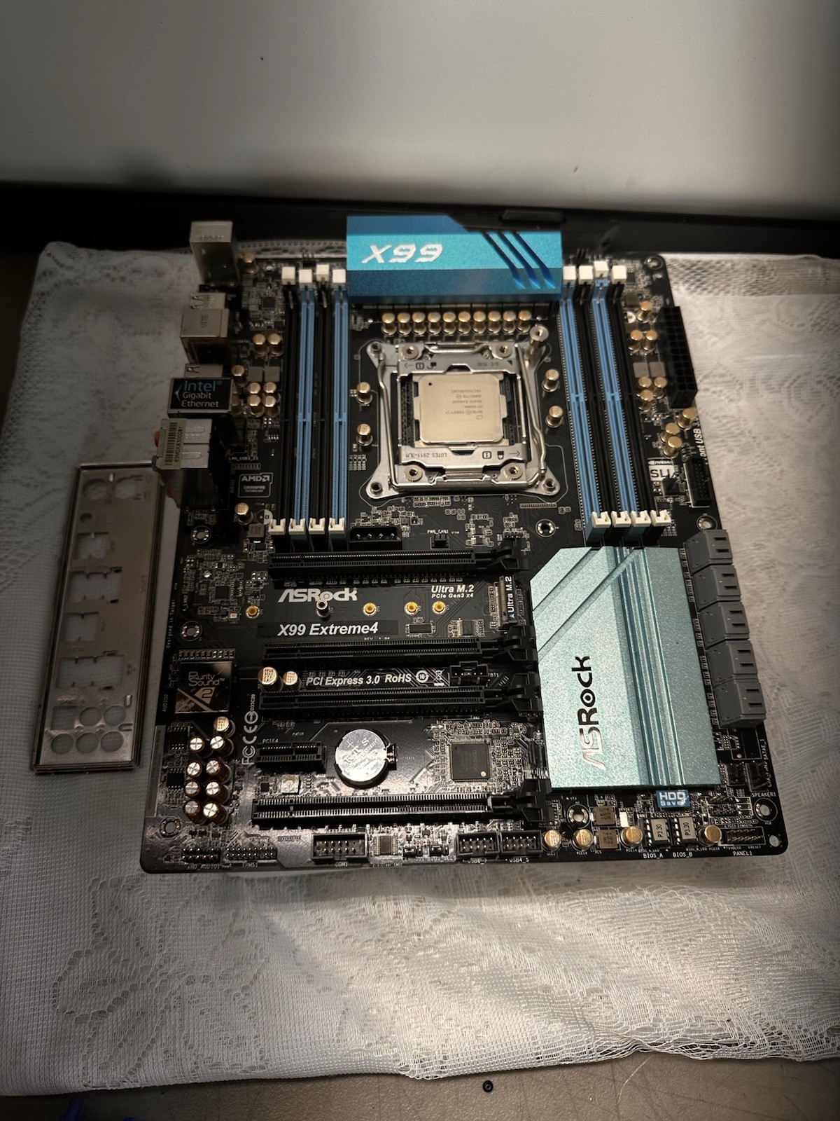 ASRock X99 Extreme4 Motherboard +Cpu Core I7-6800K Works Great - LGA2011-3,
