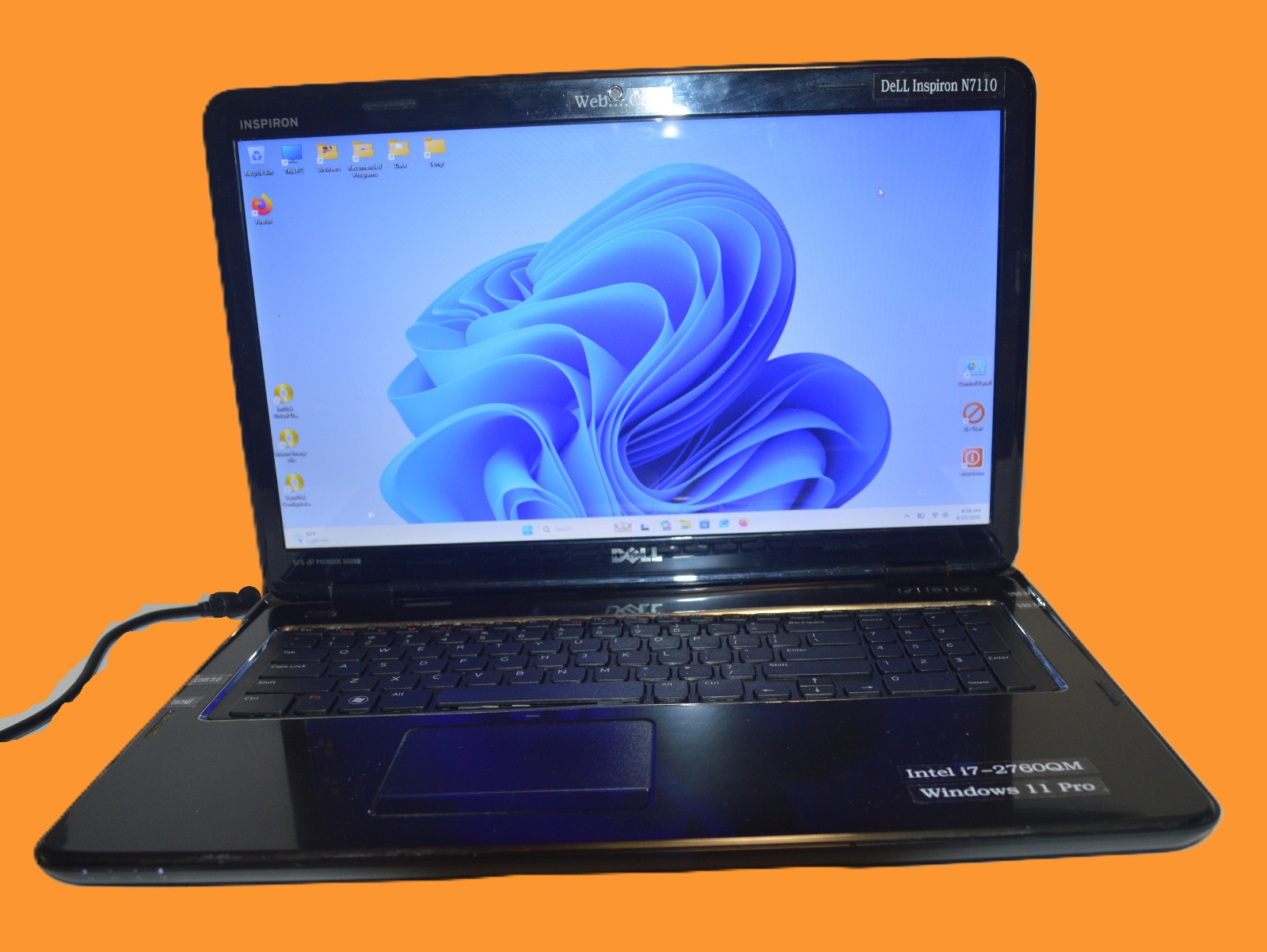 Dell INSPIRON-N7110,17.3in,Win11P,i7-QuadCore@2.4Ghz,12Gb-RAM, 512G-SSD,WiFi,Bt