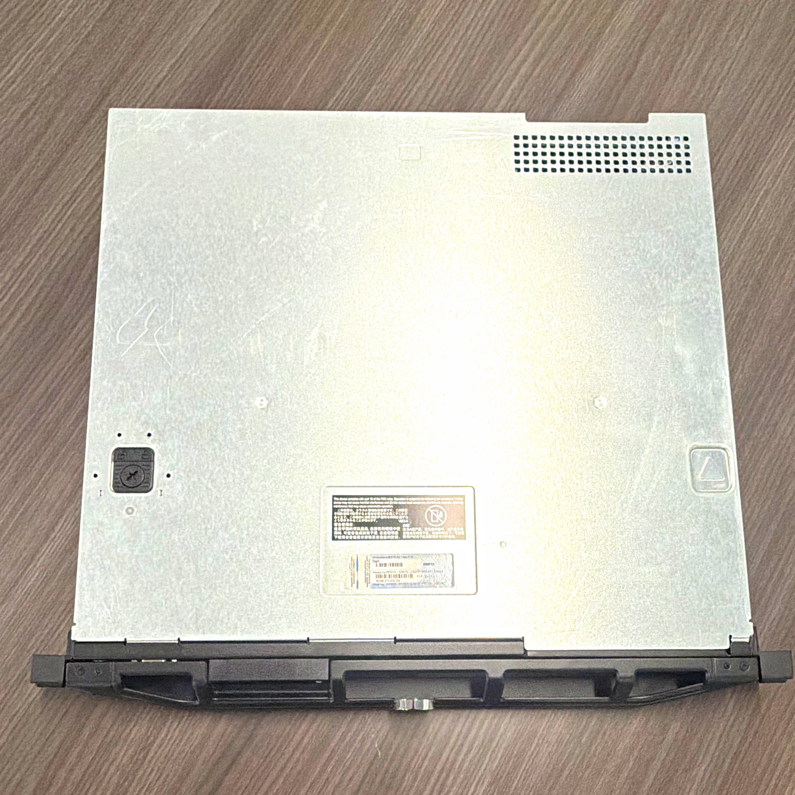 Dell PowerEdge R210 II Rack Mountable Server, PowerEdge Product Line (ONMFXX)