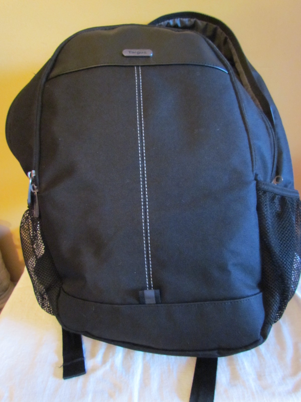 Targus TBB943GL 15-16 Inch Classic Laptop Backpack - Used/Clean