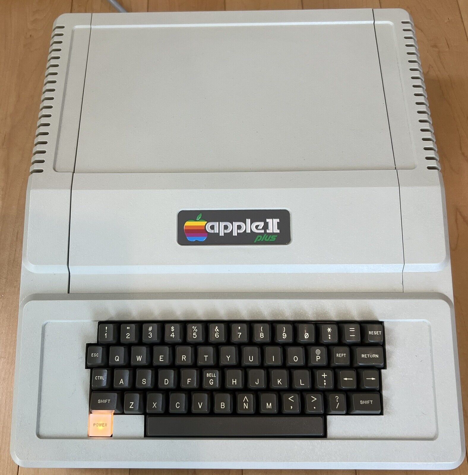 Apple II Plus Computer with 16KB Language Card, Disk II Drive & Box, Working