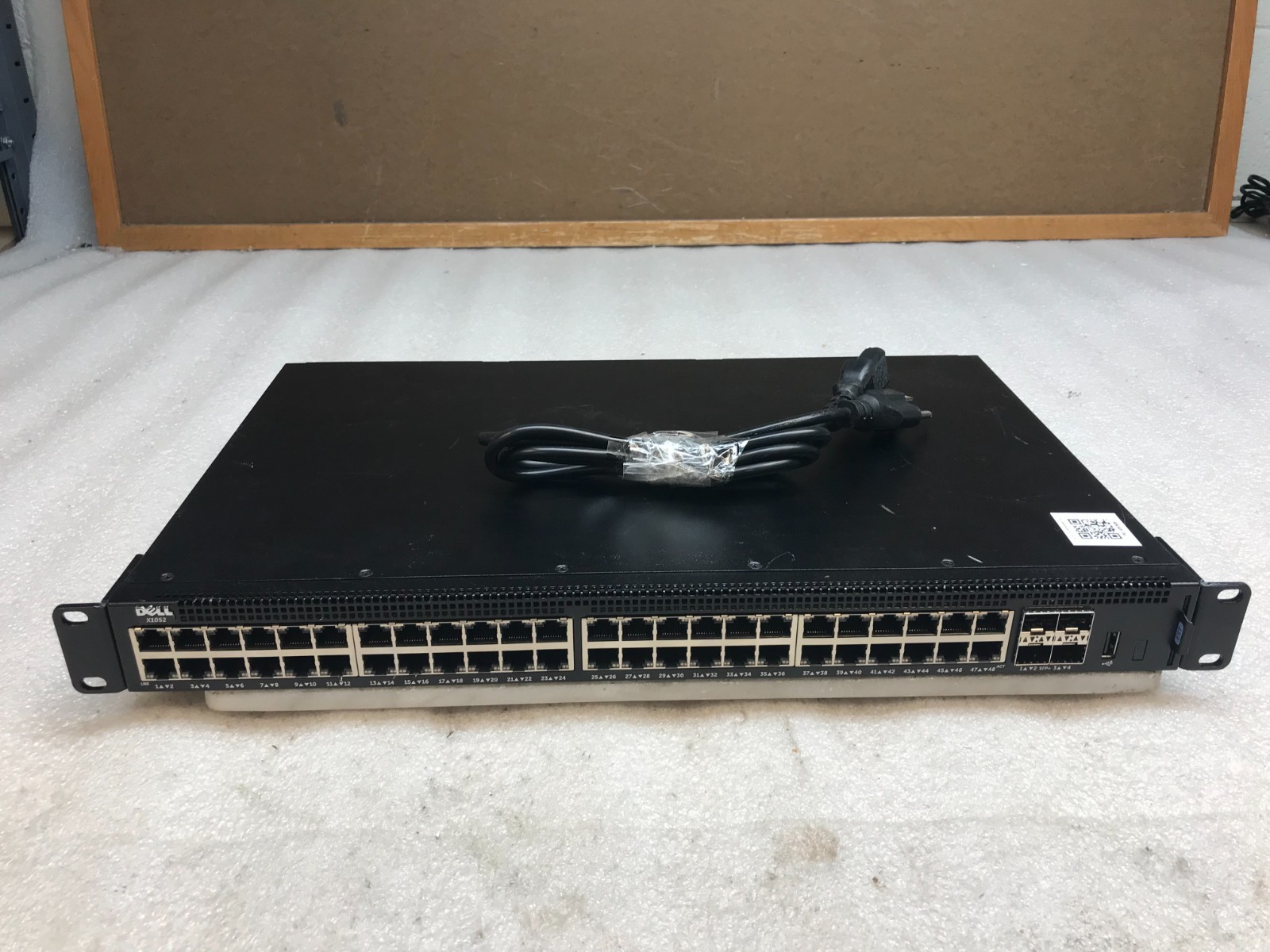 Dell EMC X1052 48-Port Gigabit L3 Managed Switch w/ 4 SFP+ 10GbE Uplinks W/ Ears