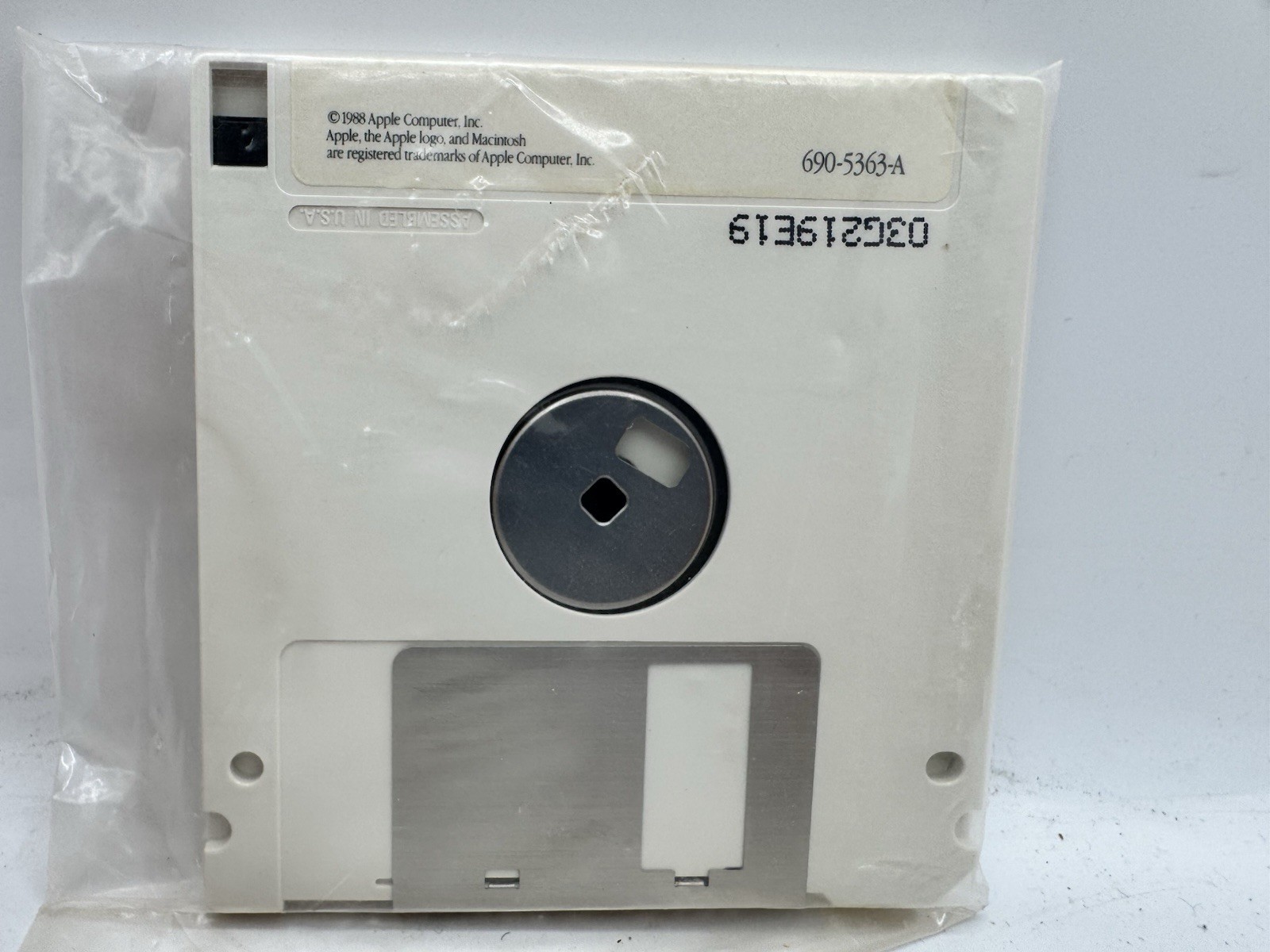 Apple Vintage Macintosh Utilities (Disk1, 2),HyperCard Double Sided Sealed