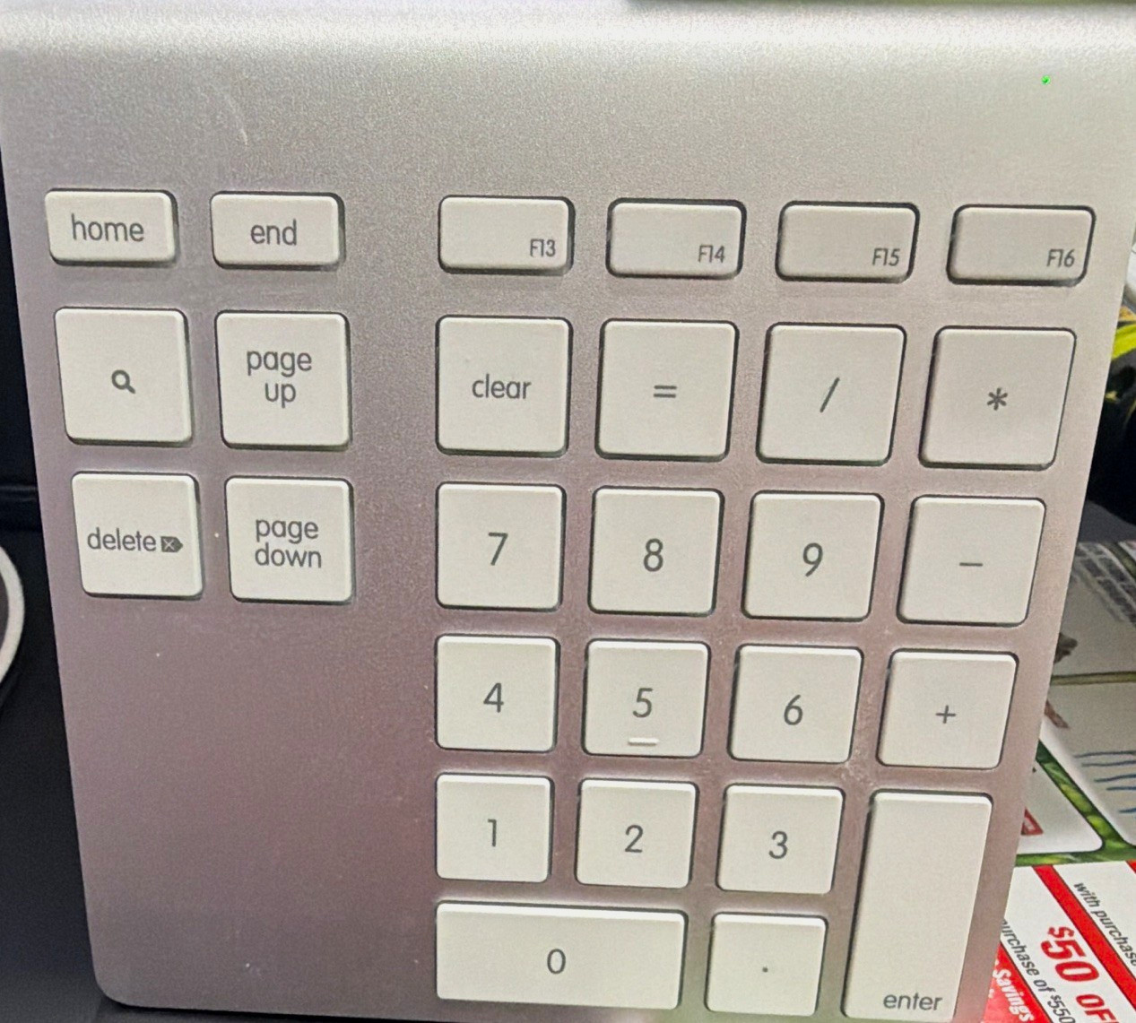 Belkin F8T067 Wireless Portable Numeric Keypad, Silver/White Aluminum. Open box