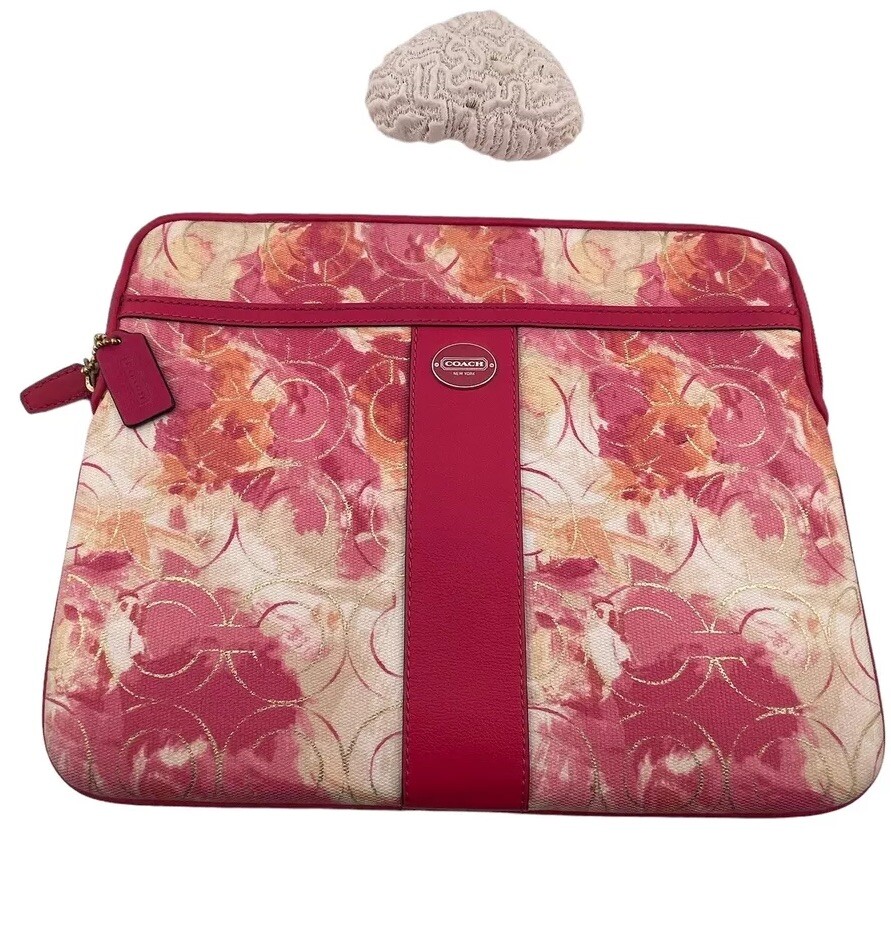 Coach New York Pink Cream Gold Tablet iPad Sleeve Multi Color Mint Condition