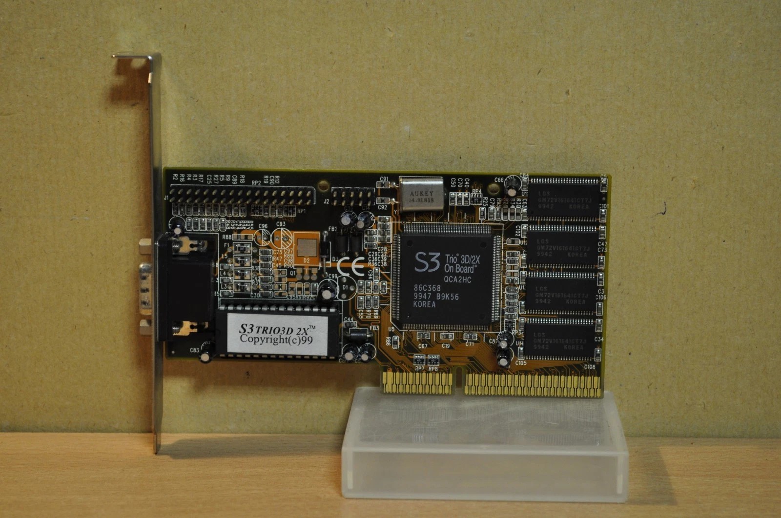S3 Trio3D/2X QCA2HC 86C368 9947 B9K56,TAIWAN 4MB Thunder AGP Video Graphics Card