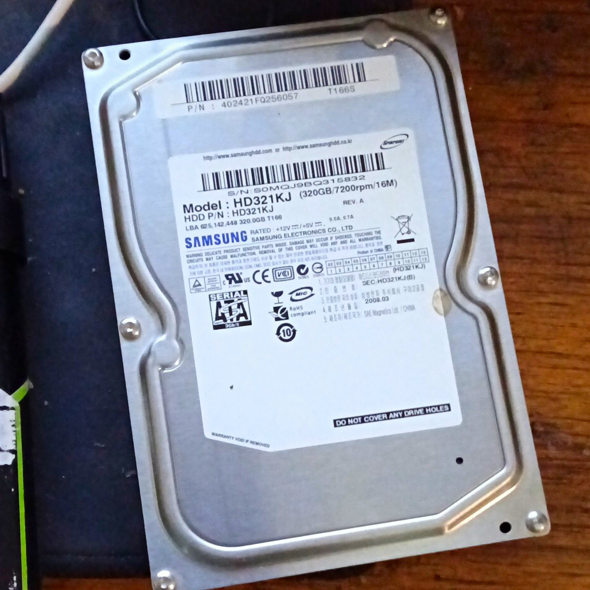 Samsung SpinPoint HD321KJ 320GB 7200RPM 16MB SATA II 3.5" Internal HDD