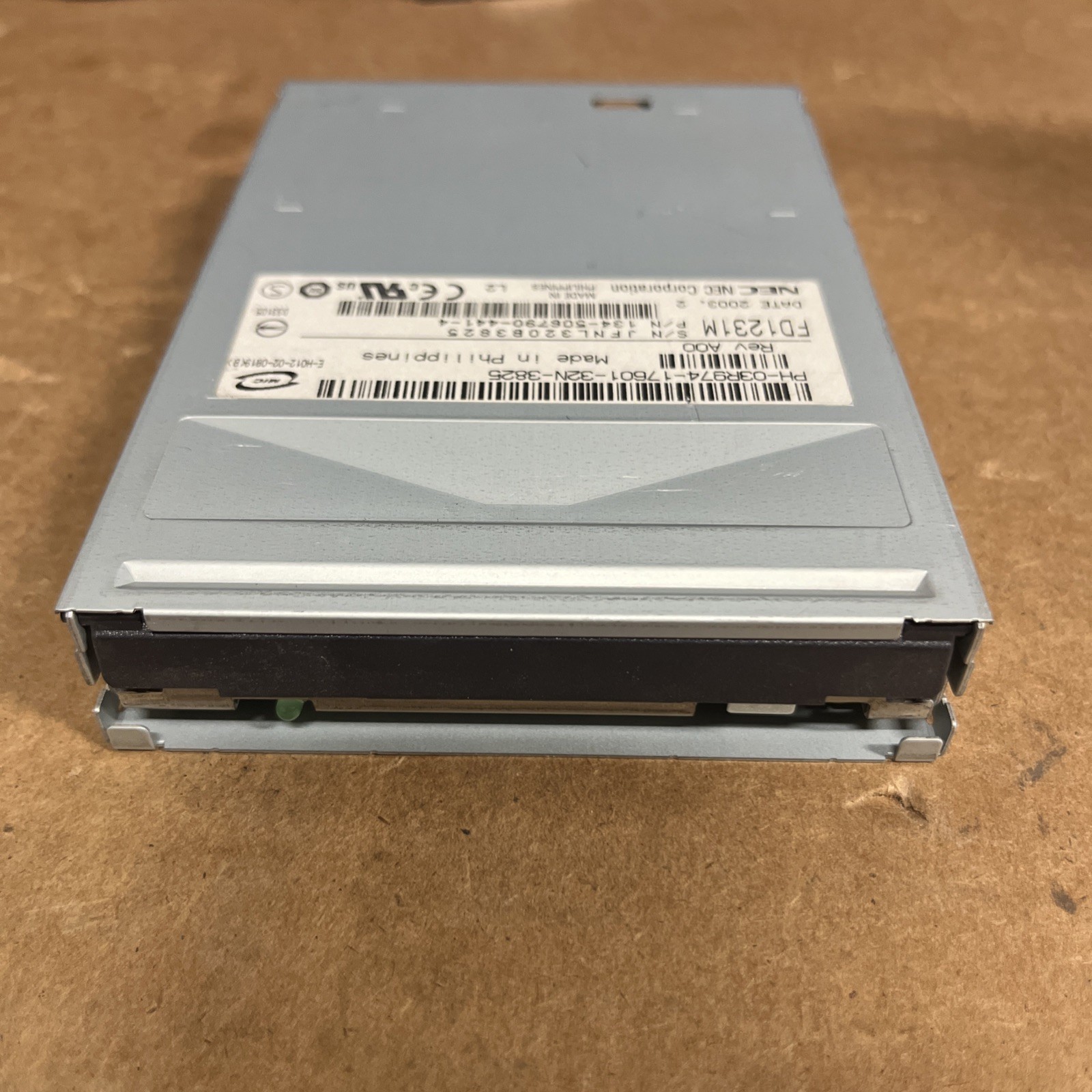 NEC 3.5 1.44MB Internal Floppy Drive #FD1231M - P/N: 03R974 - NO Faceplate