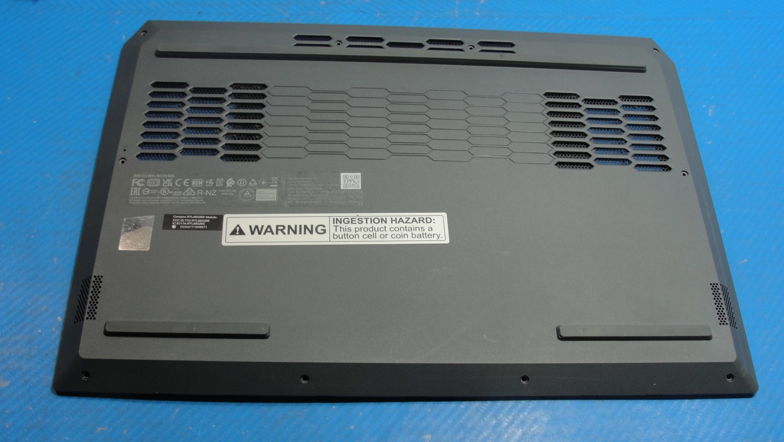 Lenovo 15.6” LOQ 15ARP9 Genuine Laptop Bottom Case Base AP924000101