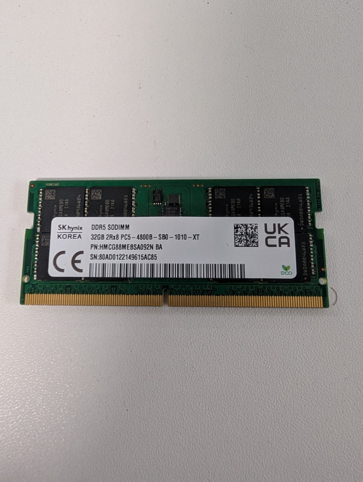 SK hynix 32GB 1x32GB DDR5 4800 SO-DIMM CL40 Laptop Memory HMCG88MEBSA092N