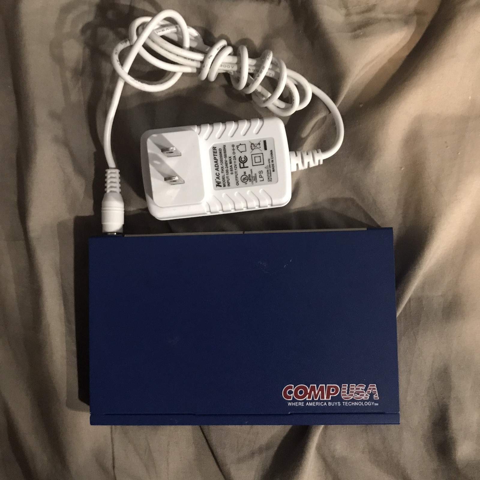Comp USA 8-Port 10/100 Mbps N-Way Switch  With 12V DC Power Adapter NICE
