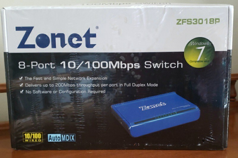 Zonet Model ZFS3018P 8 Ports 10/100Mbps Fast Ethernet Switch w/Power Supply NEW