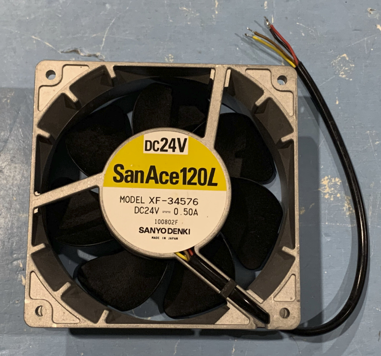1PC Sanyo San Ace 120L XF-34576 24v DC Fan 4-wire