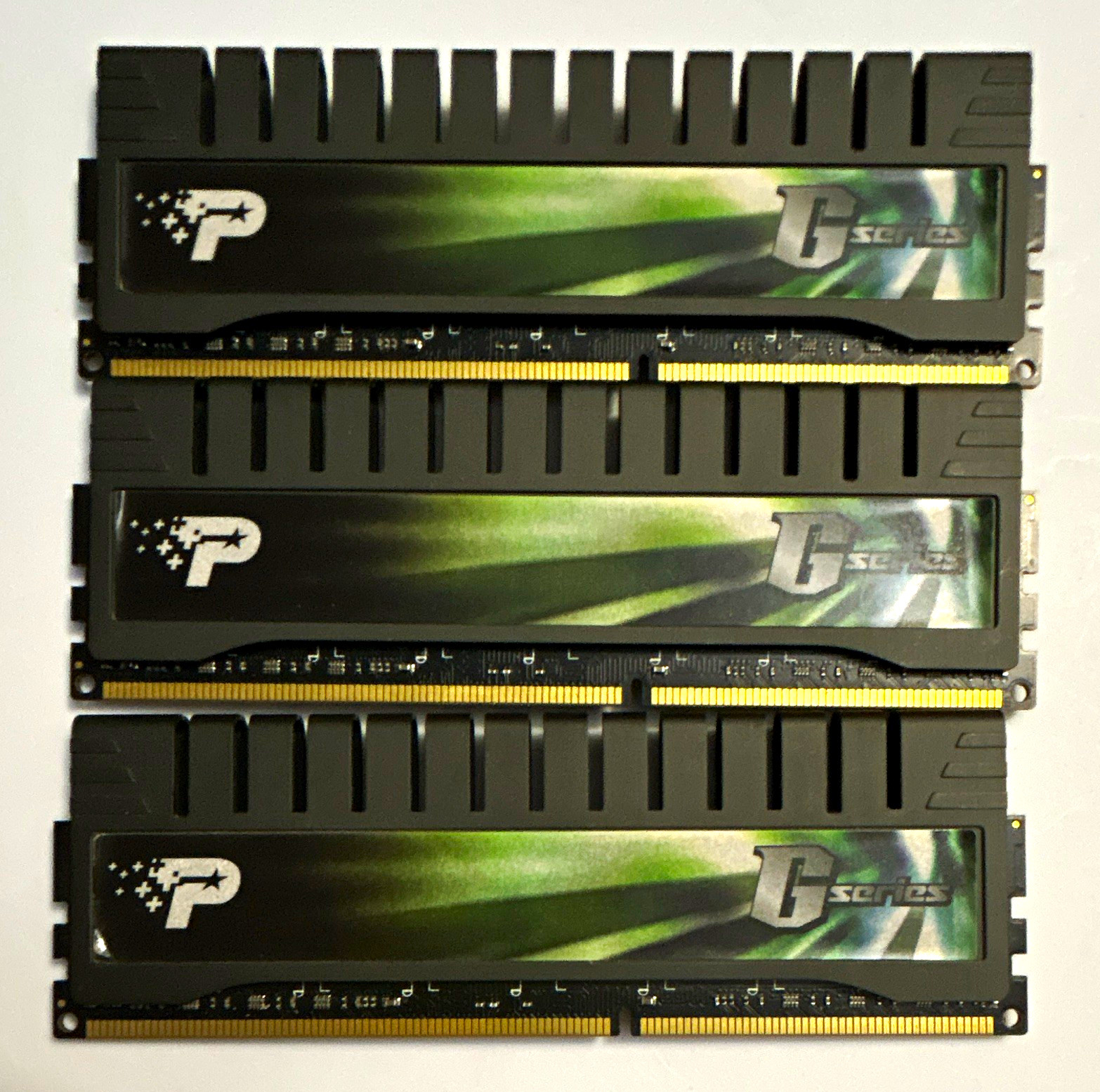 Patriot G Series 6GB (3x2GB) DDR3-1600 PC3-12800 240-Pin DIMM XMP