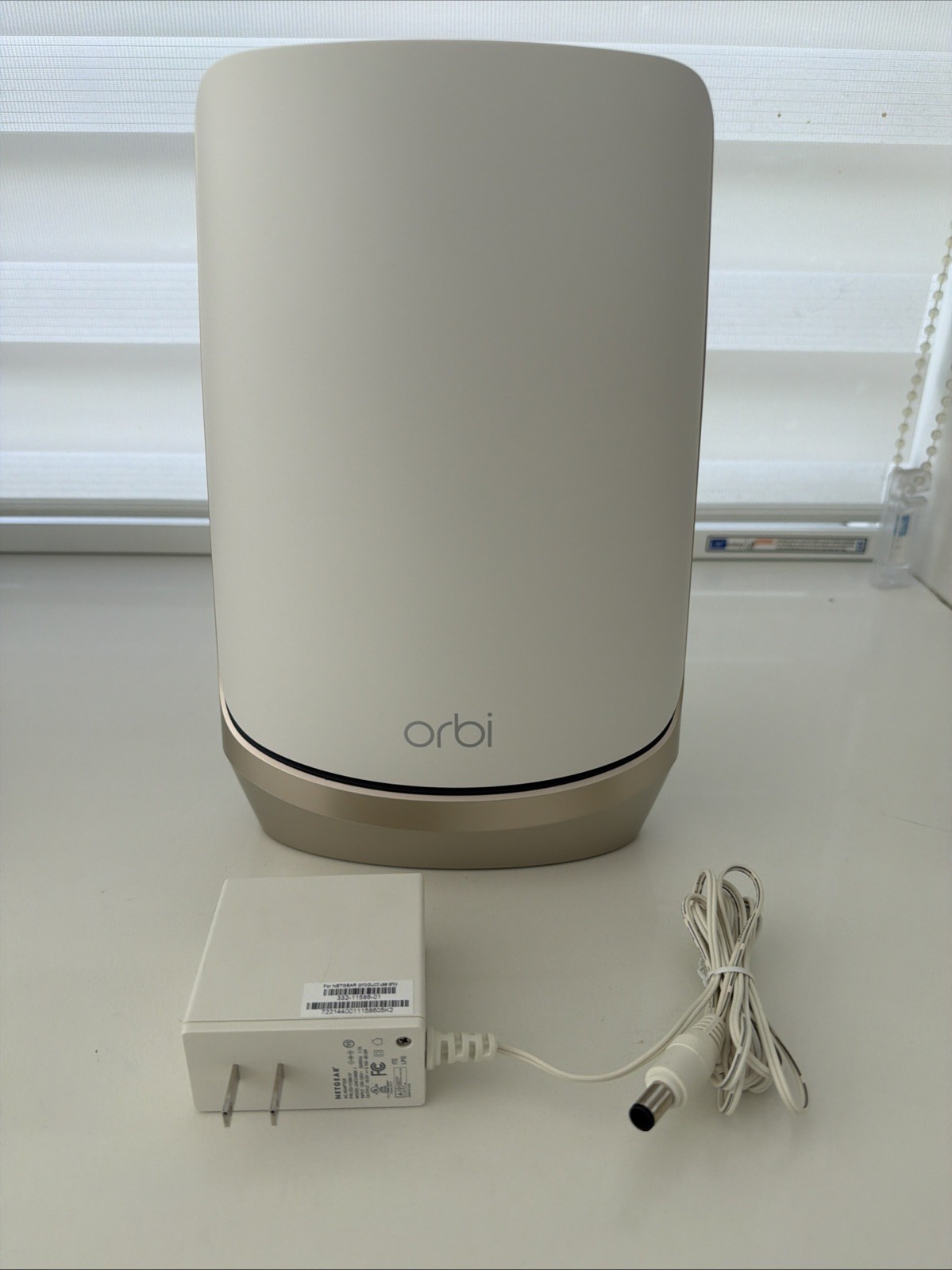NETGEAR Orbi RBSE950 Satellite AXE11000 Quad-Band WiFi 6E Add-on Mesh Network