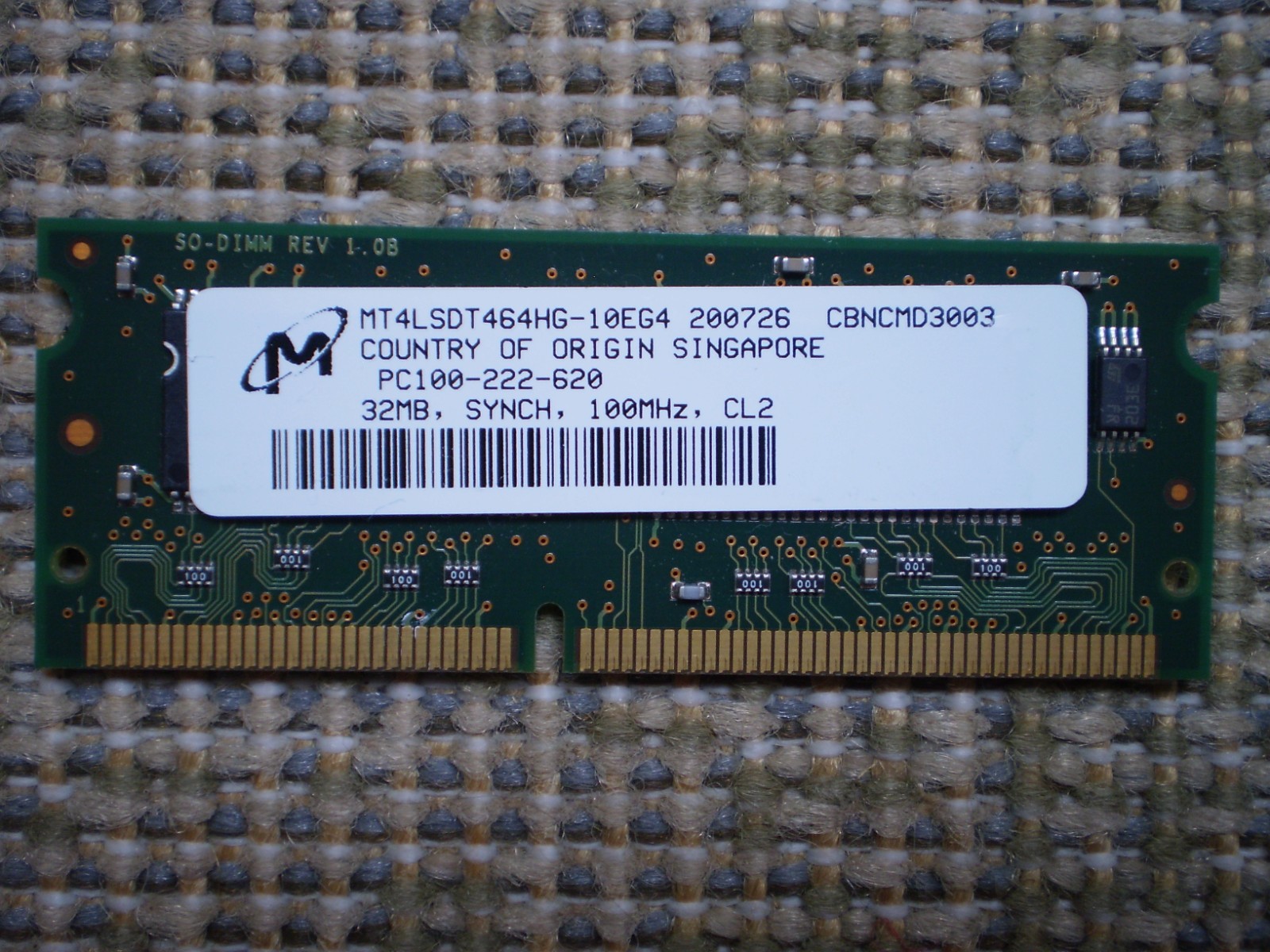 Micron Technology MT4LSDT464HG-10EG4 PC100-222-620 32MB  SYNCH DRAM 100MHz CL2