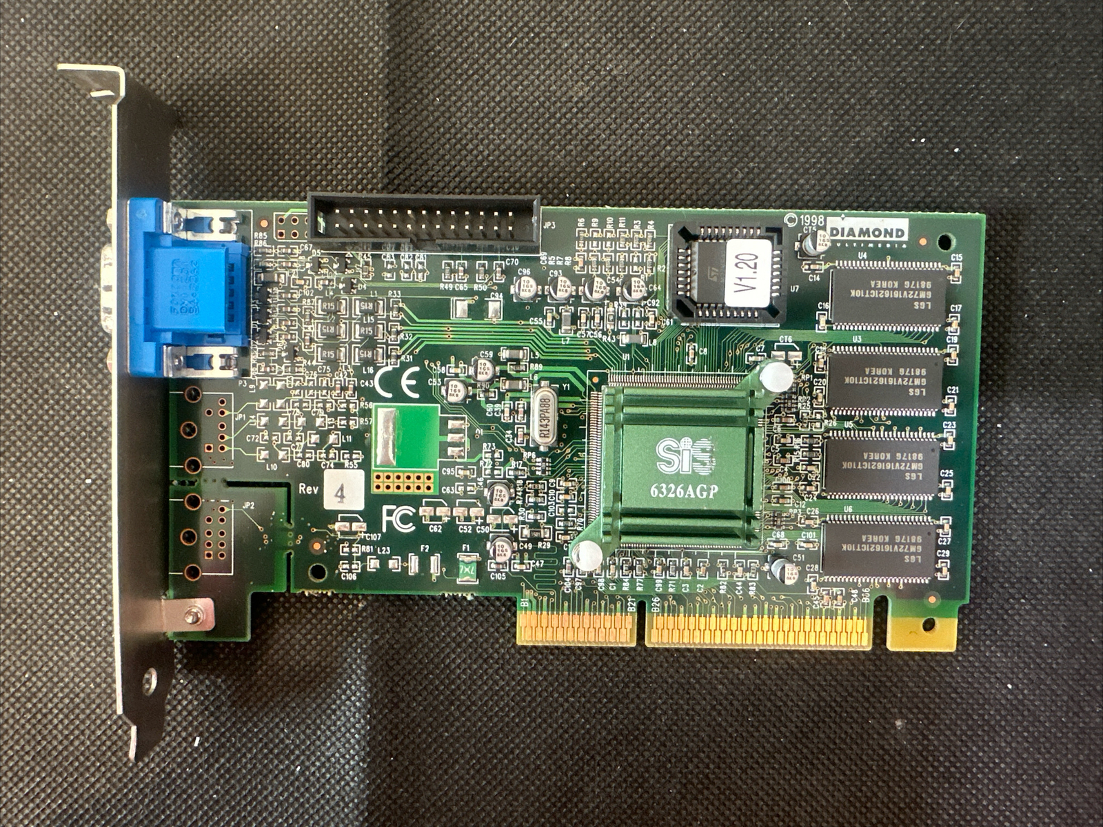 Diamond SPDSTR | 8MB | SiS 6326AGP