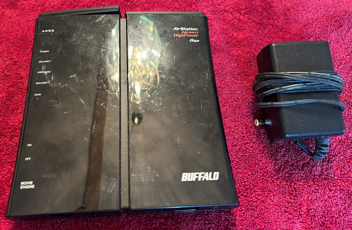 Pre-Owned Buffalo AirStation Nfiniti HighPower N300 Wireles Router WHR-300HP