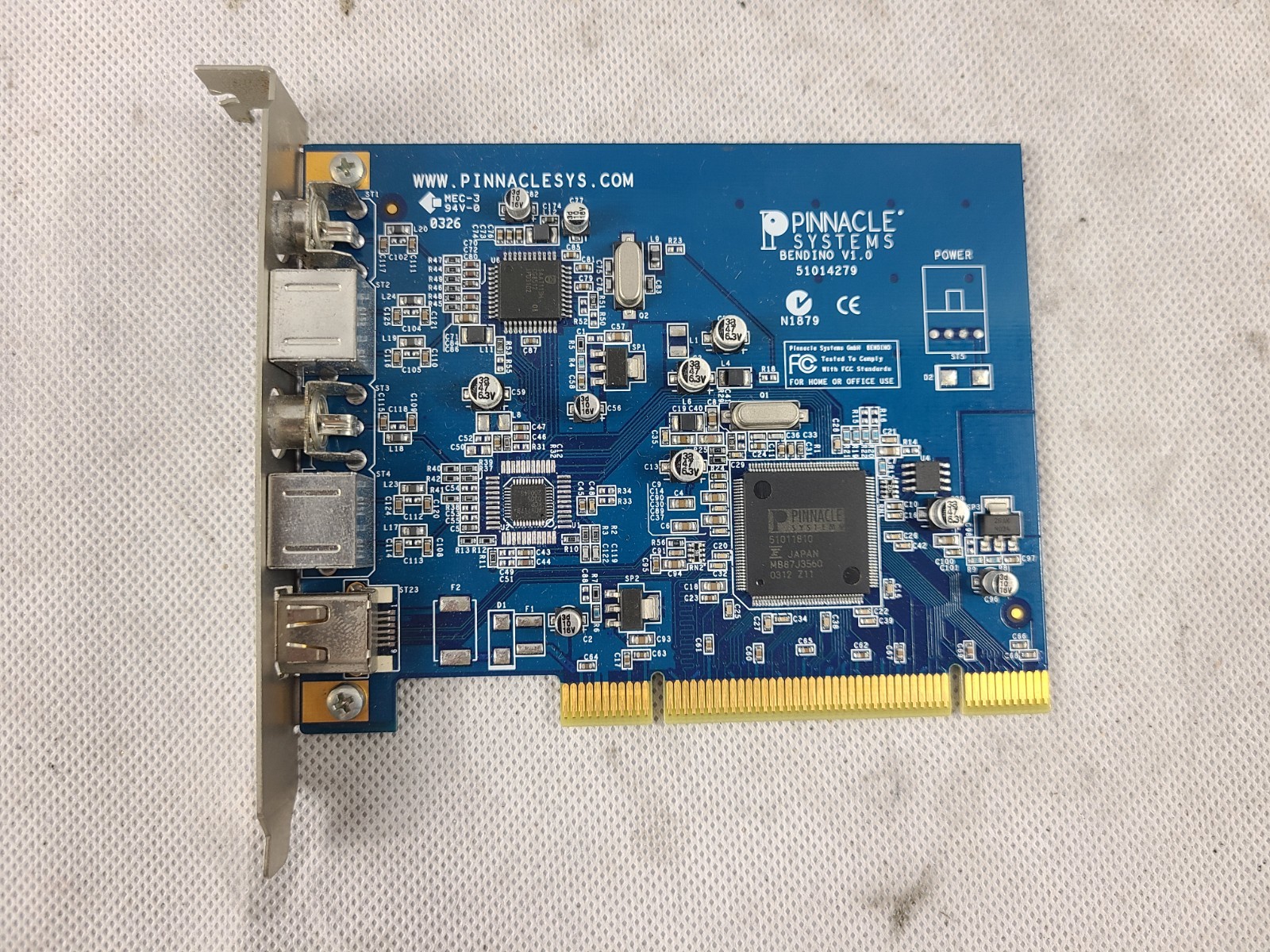 Pinnacle Systems Bendino V1.0 PCI Multi Video Capture Card S-Video Firewire I/O