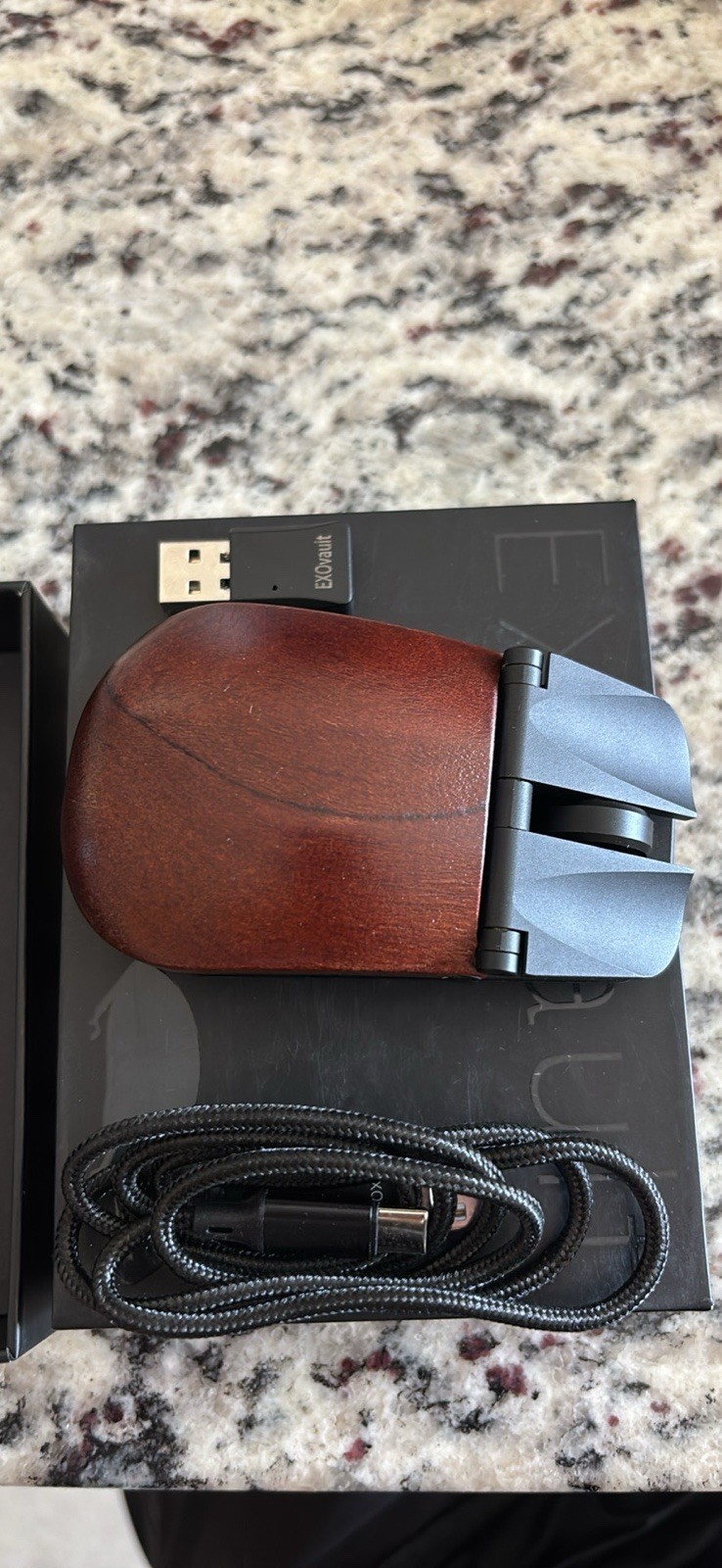 ExoVault Wireless Optical Mouse 1200 DPI 3-Button w/ USB Receiver Brown/Black