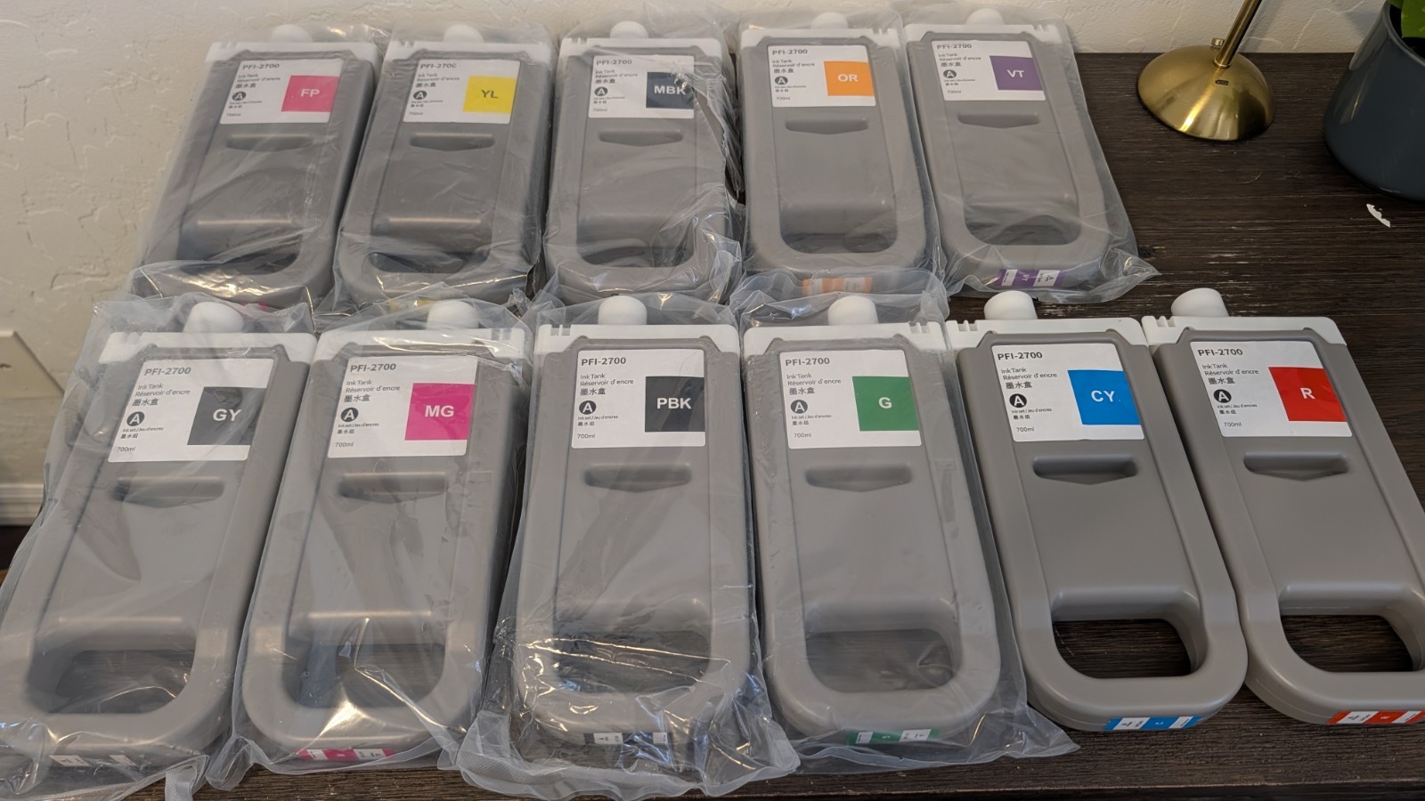 KSUMEI PFI-2700 700mL Pigment Ink 11 Color Set for Canon GP-2000 GP-4000