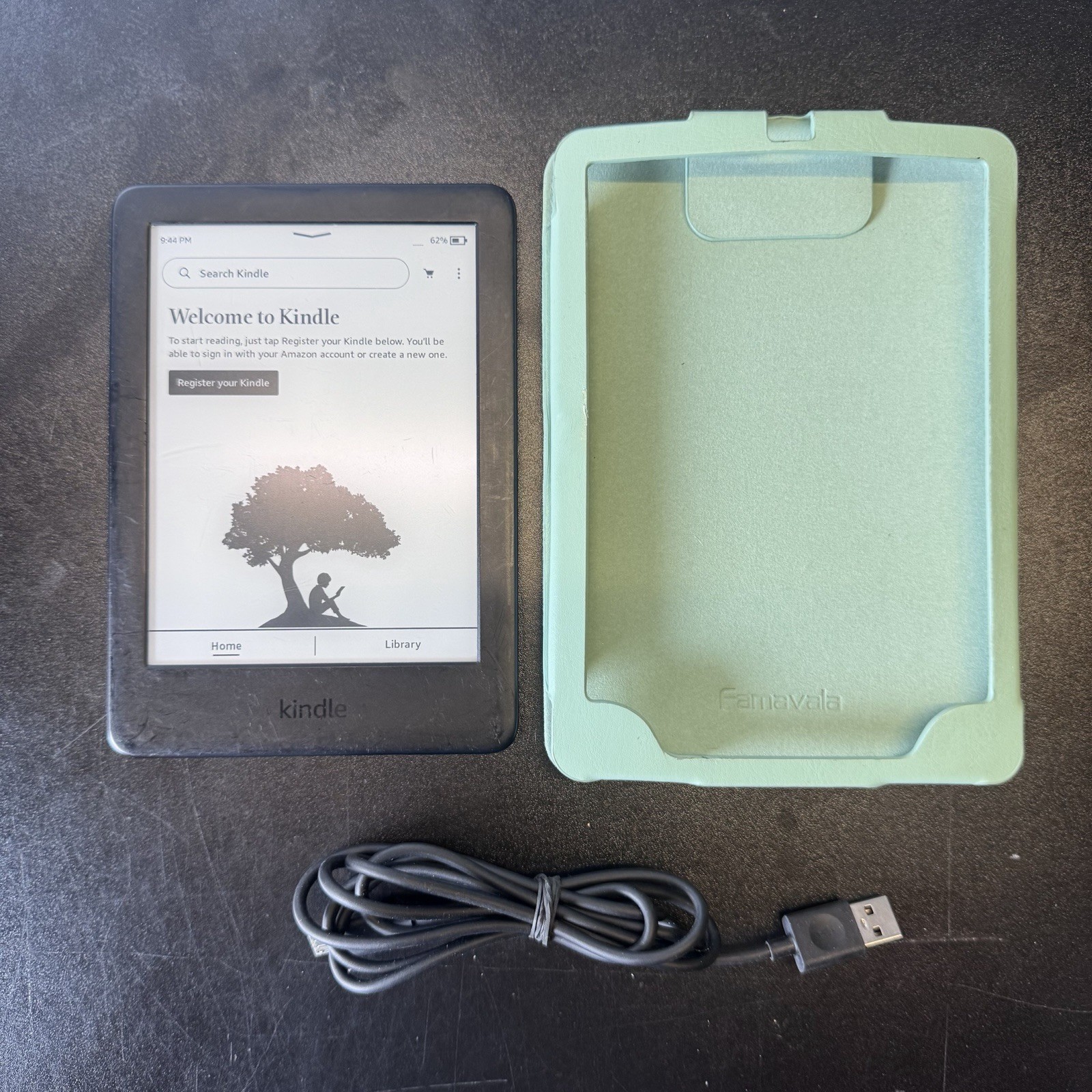 Amazon Kindle Basic 10th Gen J9G29R 8GB, Wi-Fi, 6-inch, Black